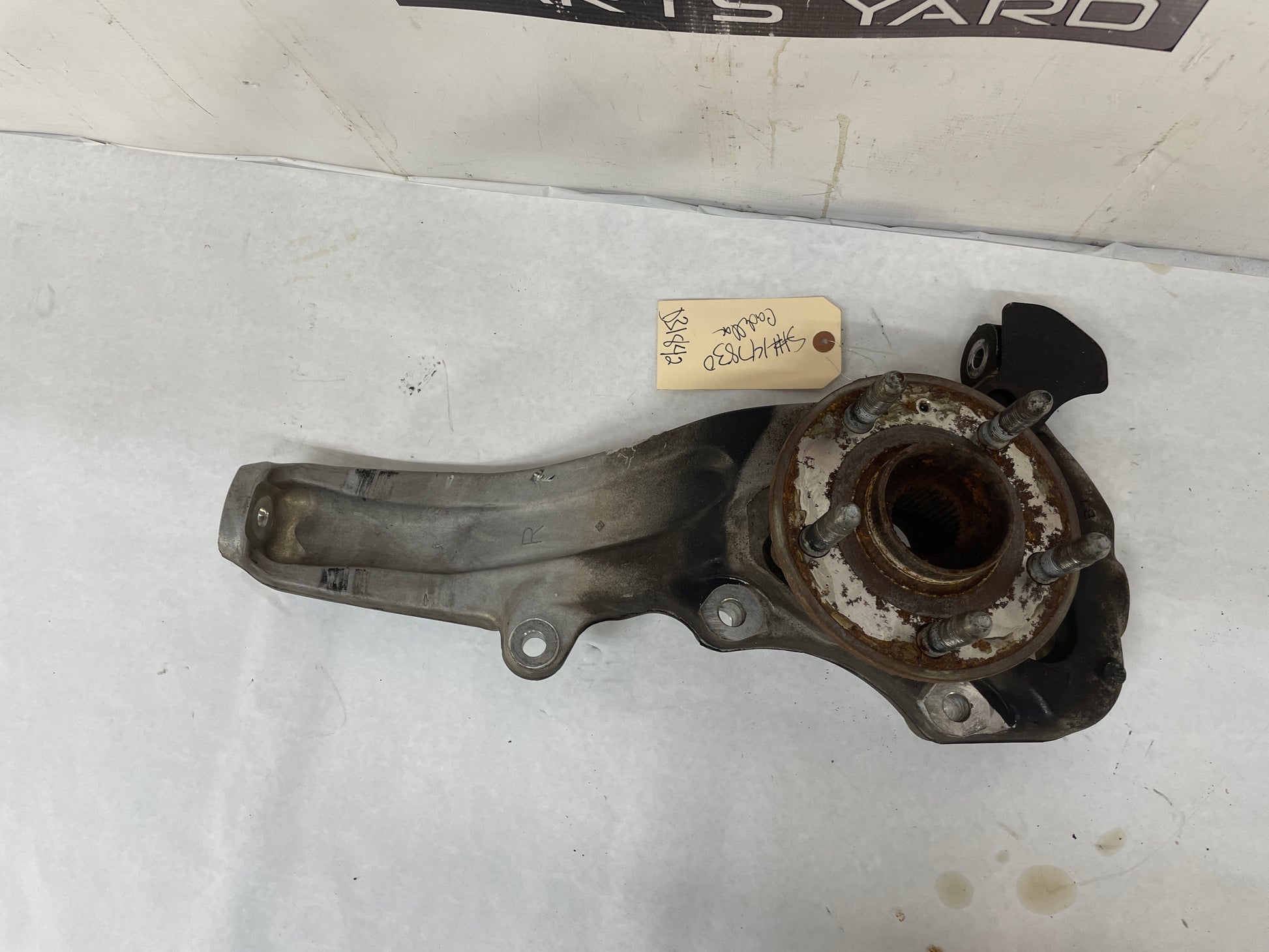 2009 Cadillac CTS-V Sedan RH Passenger Front Suspension Spindle Knuckle Hub Assembly - Day's Parts Yard