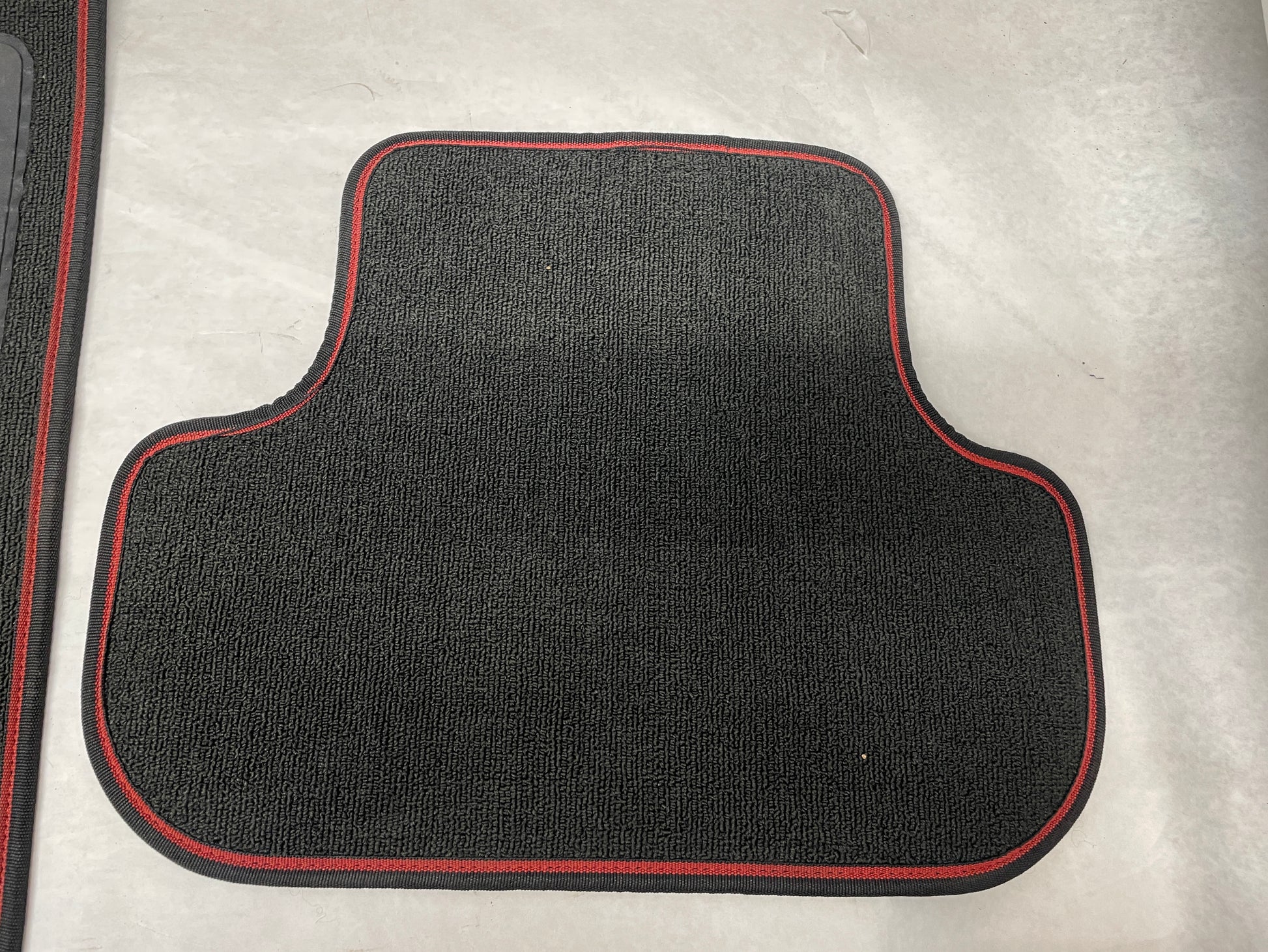 2013 Chevy Camaro ZL1 Front and Rear ZL1 Floor Mats OEM - Day's Parts Yard