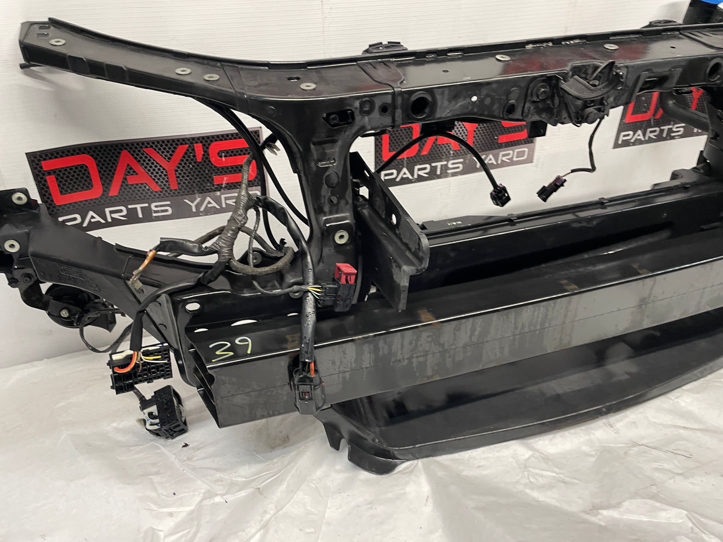 2015 Chevy SS Sedan  Front Radiator Core Support Bracket Brace Assembly OEM - Day's Parts Yard