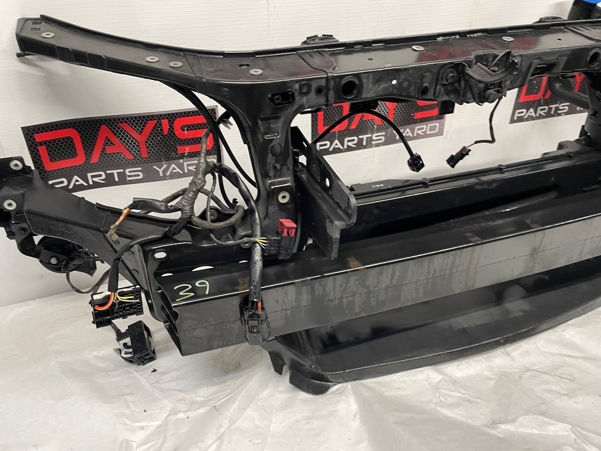 2015 Chevy SS Sedan  Front Radiator Core Support Bracket Brace Assembly OEM - Day's Parts Yard