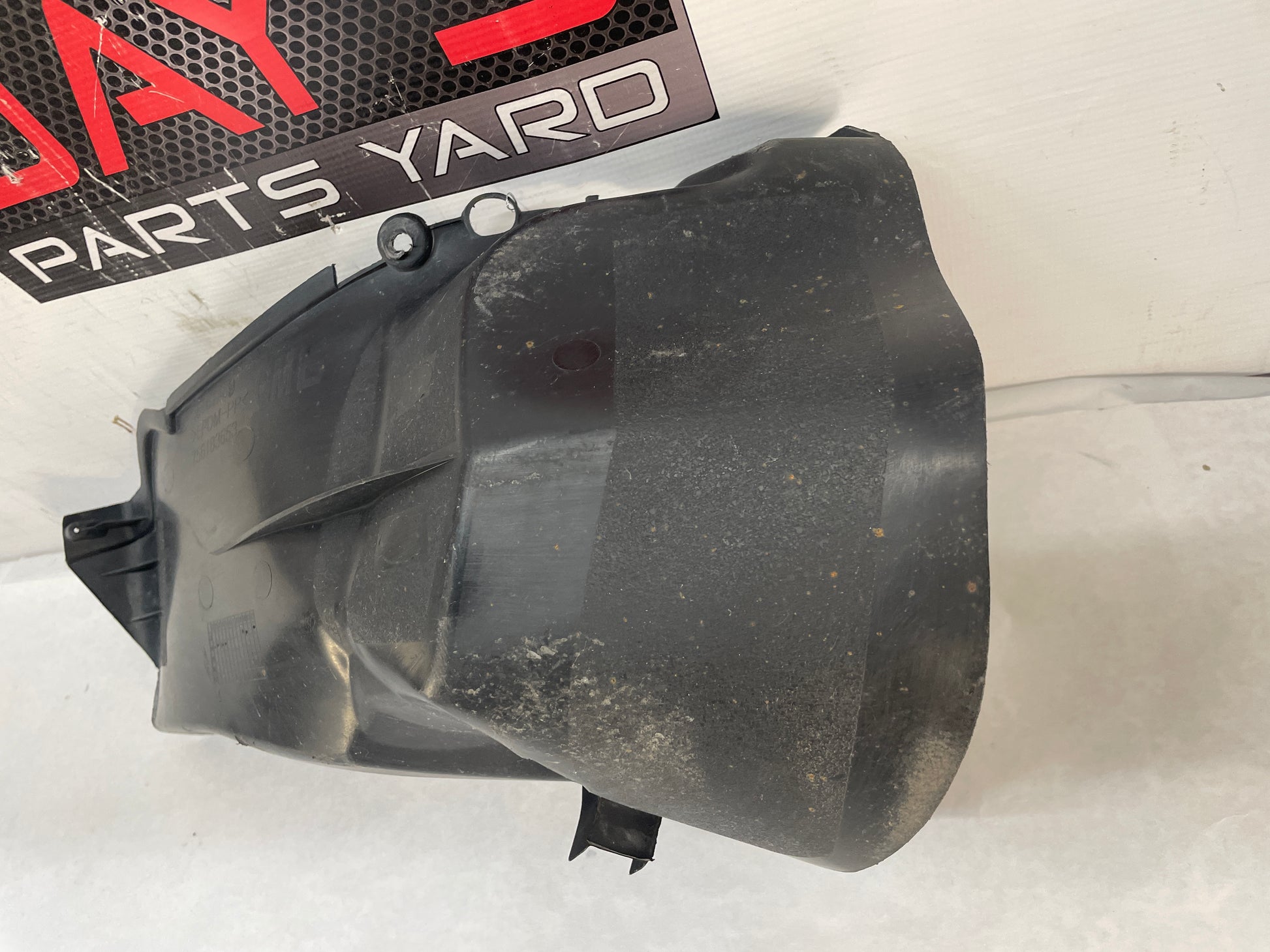 2004 Pontiac GTO LH Driver Rear Wheel Well Liner OEM - Day's Parts Yard