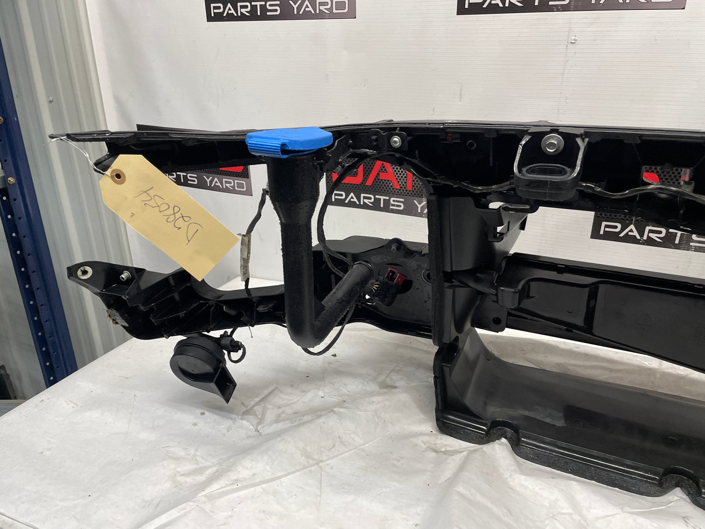 2015 Chevy SS Sedan  Front Radiator Core Support Bracket Brace Assembly OEM - Day's Parts Yard