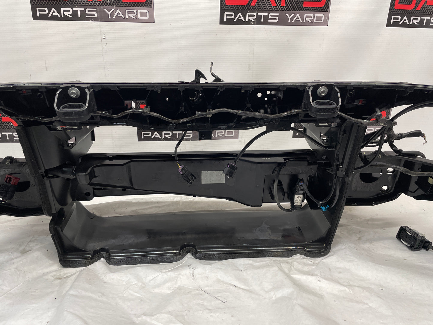 2015 Chevy SS Sedan  Front Radiator Core Support Bracket Brace Assembly OEM - Day's Parts Yard
