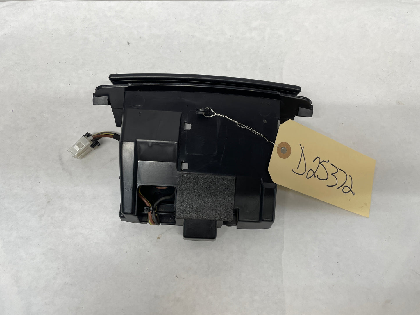 2006 Pontiac GTO Radio Ashtray Lower Compartment Smokers Package OEM - Day's Parts Yard
