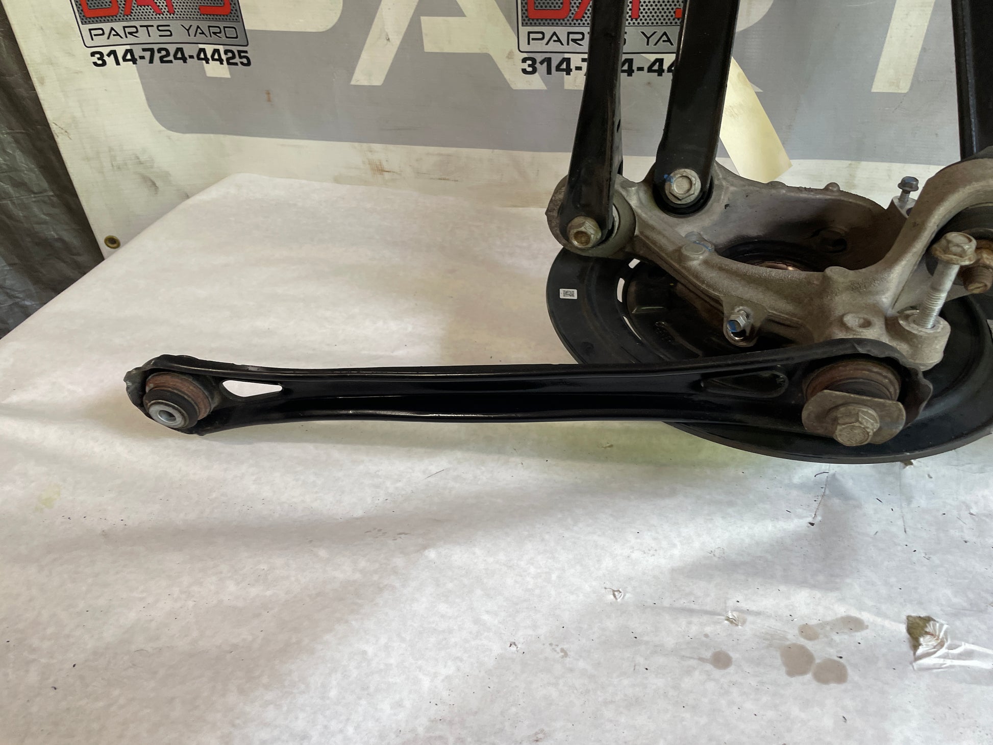 2017 Cadillac ATS-V Coupe Rear Driver Susp Spindle Knuc Hub Control Arms OEM - Day's Parts Yard