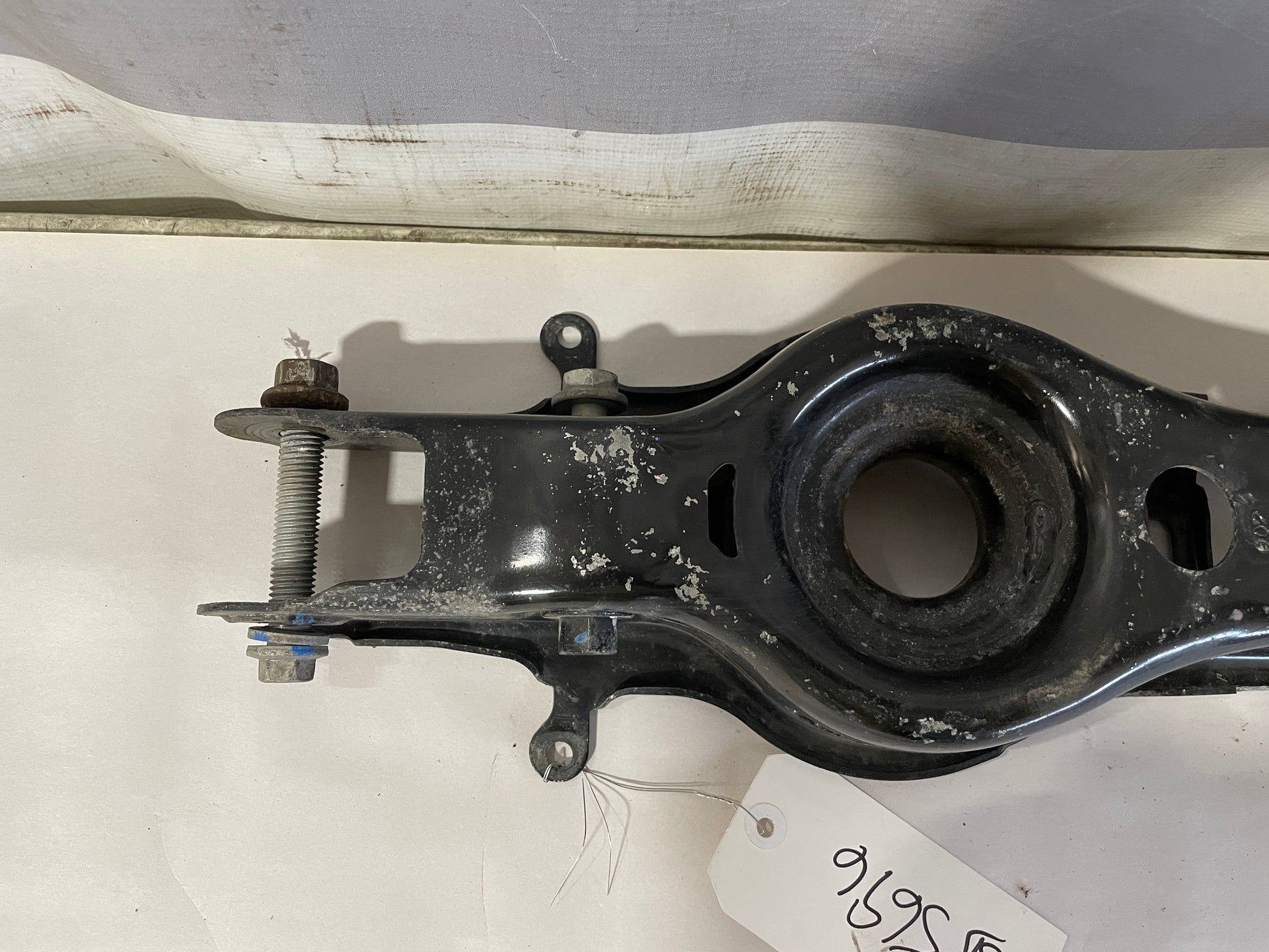 2018 Chevy Camaro SS Rear LH Driver Suspension Lower Control Arm OEM - Day's Parts Yard