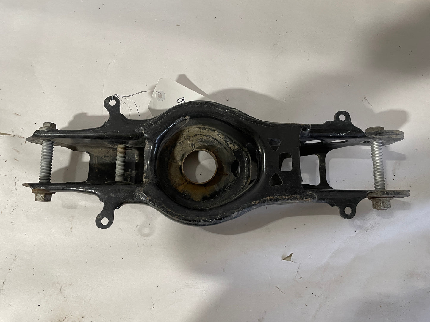 2018 Chevy Camaro SS Rear LH Driver Suspension Lower Control Arm OEM - Day's Parts Yard