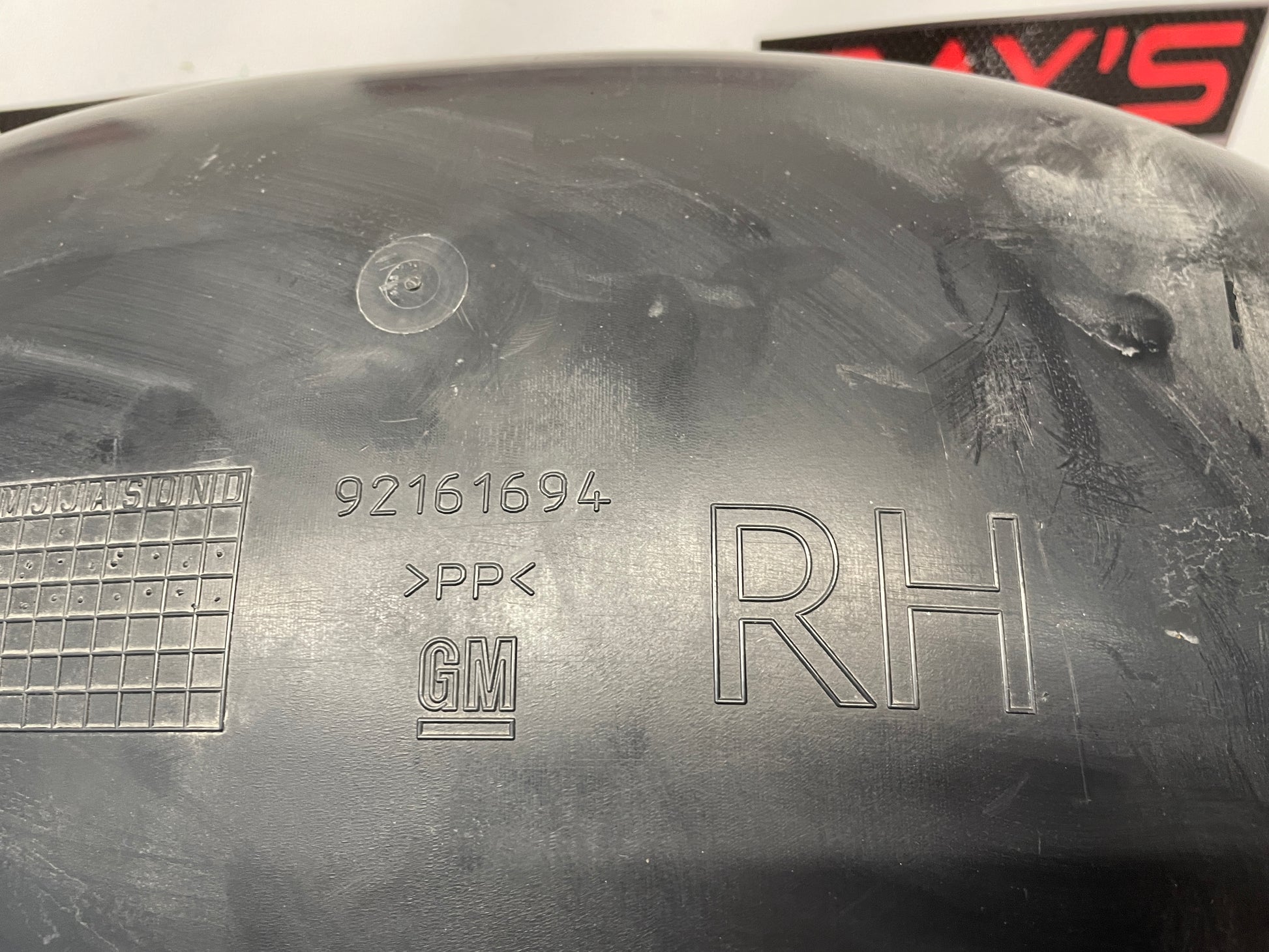 2008 Pontiac G8 GT RH Passenger Rear Fender Wheel House Well Liner OEM - Day's Parts Yard