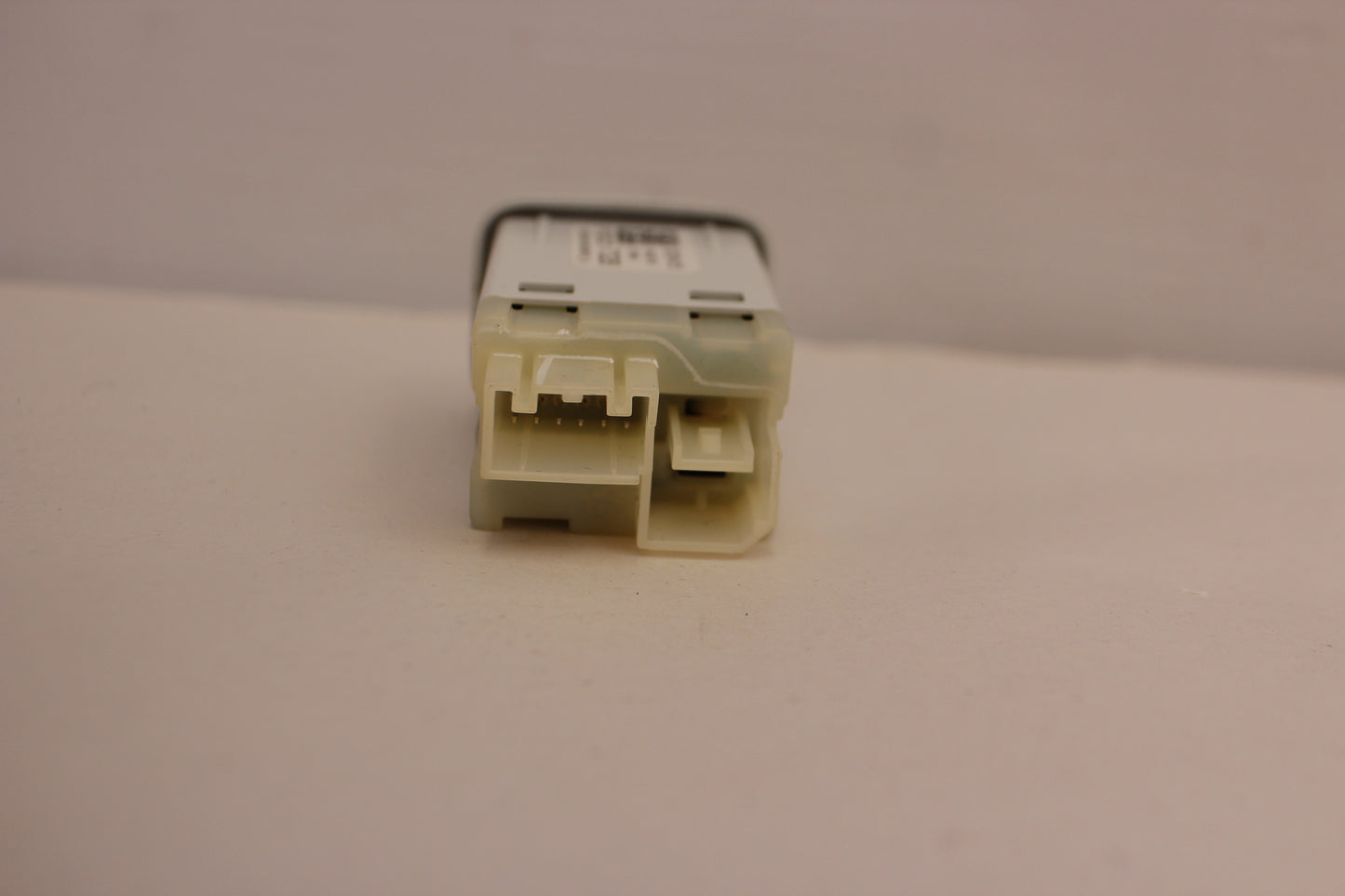 2016 Cadillac CTS-V Center Console USB AUX Input OEM