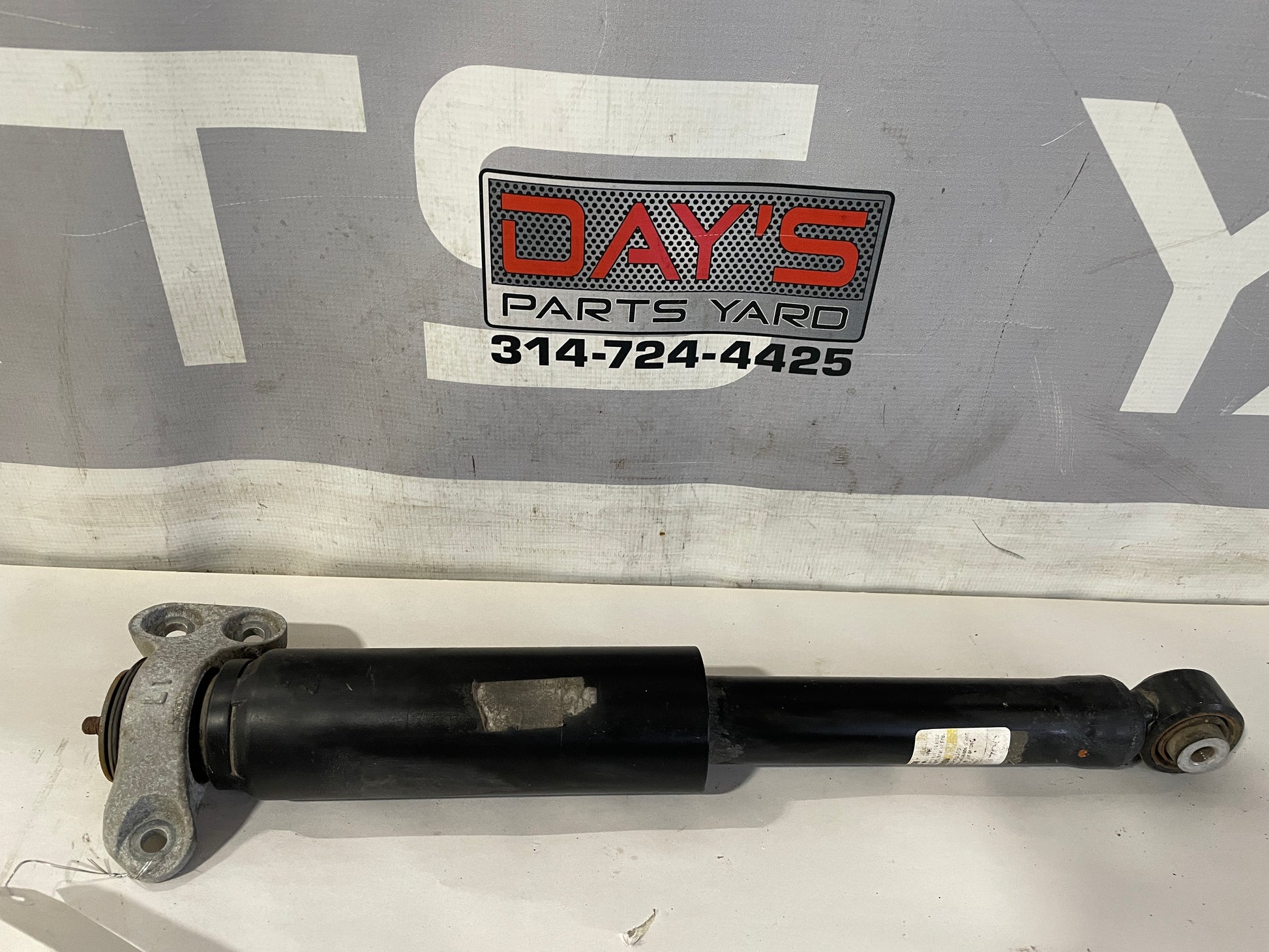 2018 Chevy Camaro SS Rear LH Driver Shock Strut Absorber OEM - Day's Parts Yard