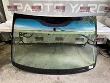 2009 Pontiac G8 Base Front Windshield Window Glass OEM LOCAL PICK UP - Day's Parts Yard