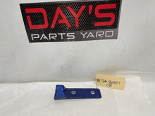 2005 Pontiac GTO RH Passenger Fender Side Skirt Rocker Molding Support Bracket OEM - Day's Parts Yard