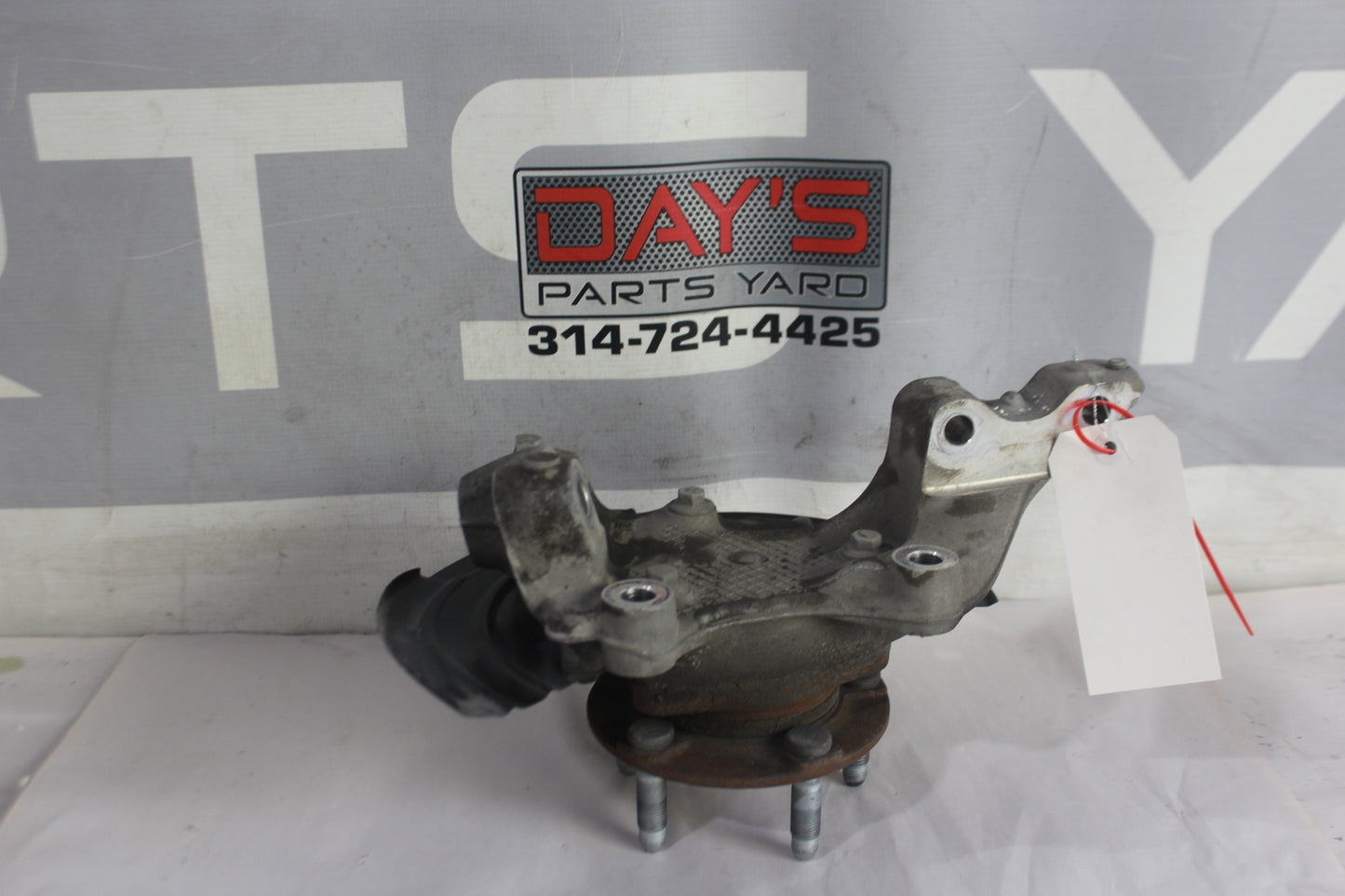 2015 Chevy SS Sedan Front RH Passenger Spindle Knuckle Hub Assembly OEM