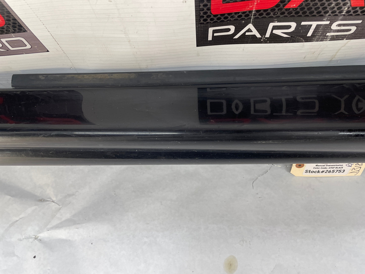 2004 Pontiac GTO RH Passenger Rocker Molding Side Skirt Panel Trim OEM - Day's Parts Yard