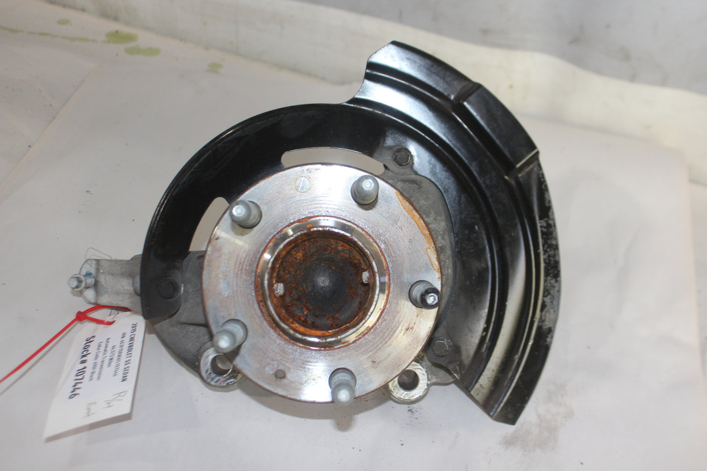 2015 Chevy SS Sedan Front RH Passenger Spindle Knuckle Hub Assembly OEM