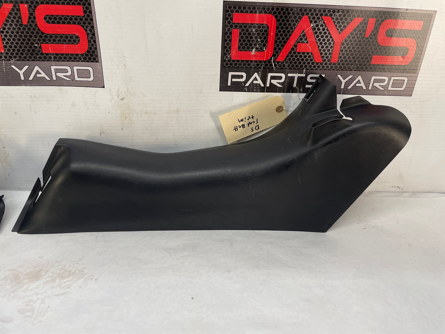 2004 Chevy C5 Corvette Z06 RH & LH B Pillar Seat Belt Cover Trim Panel OEM - Day's Parts Yard