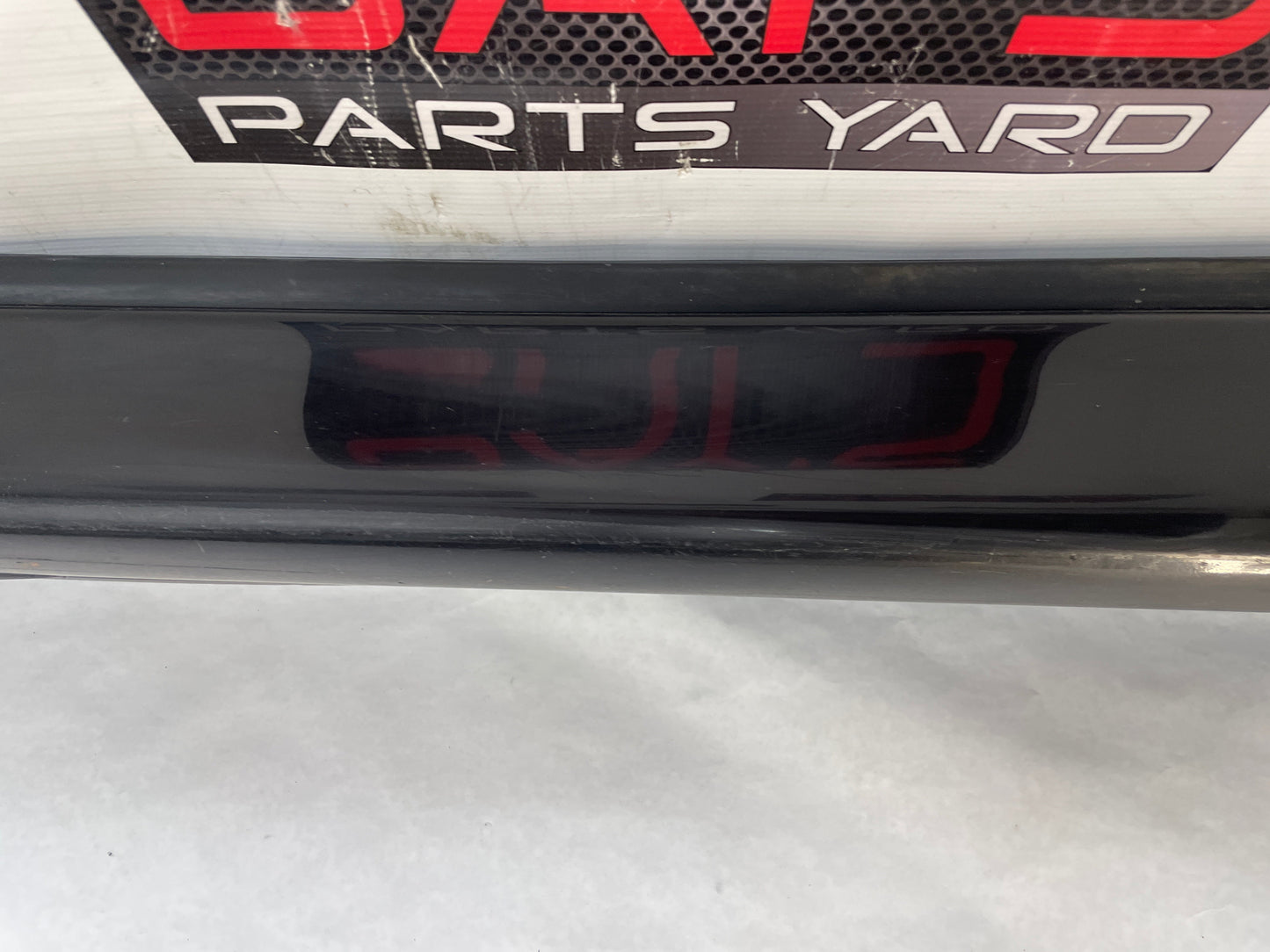 2004 Pontiac GTO RH Passenger Rocker Molding Side Skirt Panel Trim OEM - Day's Parts Yard
