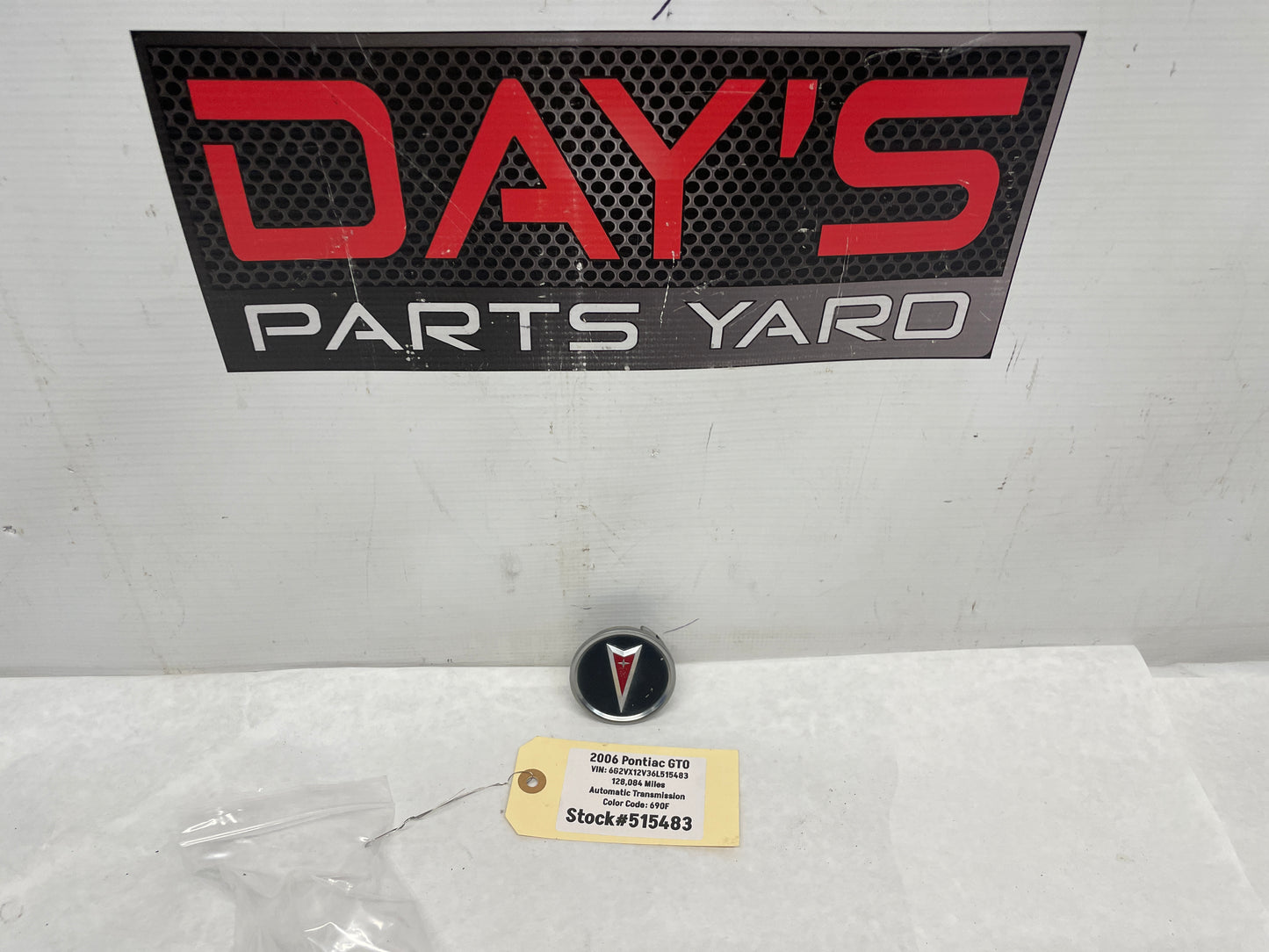 2006 Pontiac GTO Wheel Center Cap OEM
