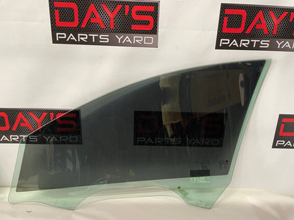 2015 Chevy SS Sedan Front RH Passenger Door Window Glass OEM - Day's Parts Yard