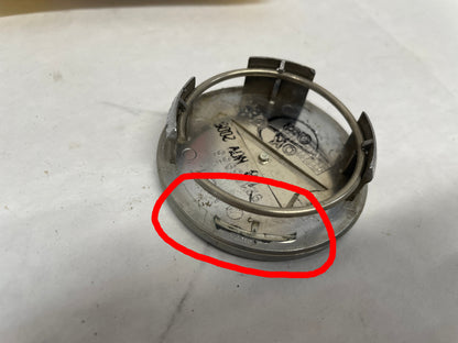 2006 Pontiac GTO Wheel Center Cap OEM