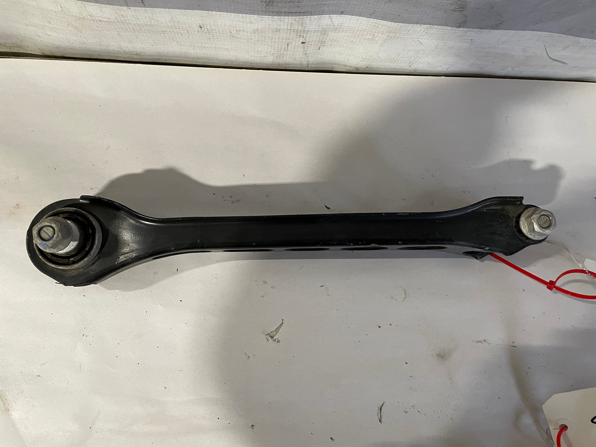 2018 Chevy Camaro SS Rear RH Passenger Lower Control Arm OEM - Day's Parts Yard