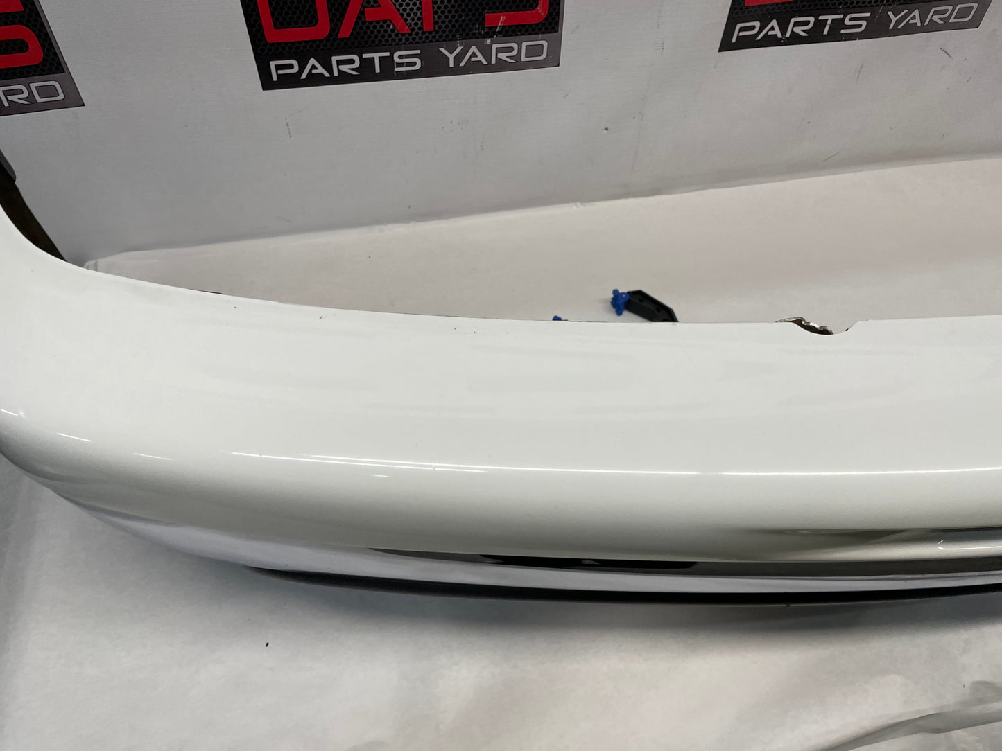2003 Chevy Suburban Complete Front Bumper OEM
