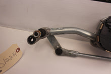 2018 Cadillac CTS-V Front Windshield Wiper Transmission Linkage OEM - Day's Parts Yard