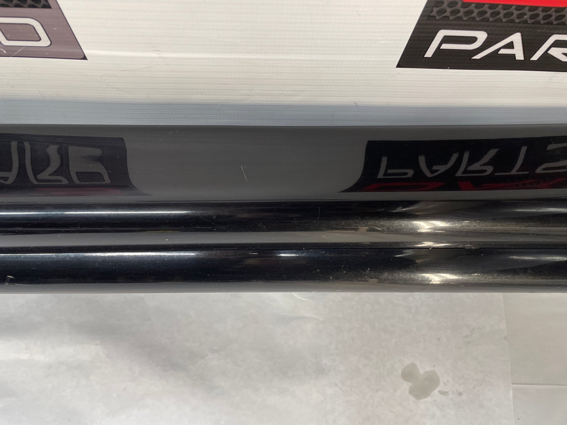2004 Pontiac GTO LH Driver Rocker Molding Side Skirt Trim Panel OEM - Day's Parts Yard
