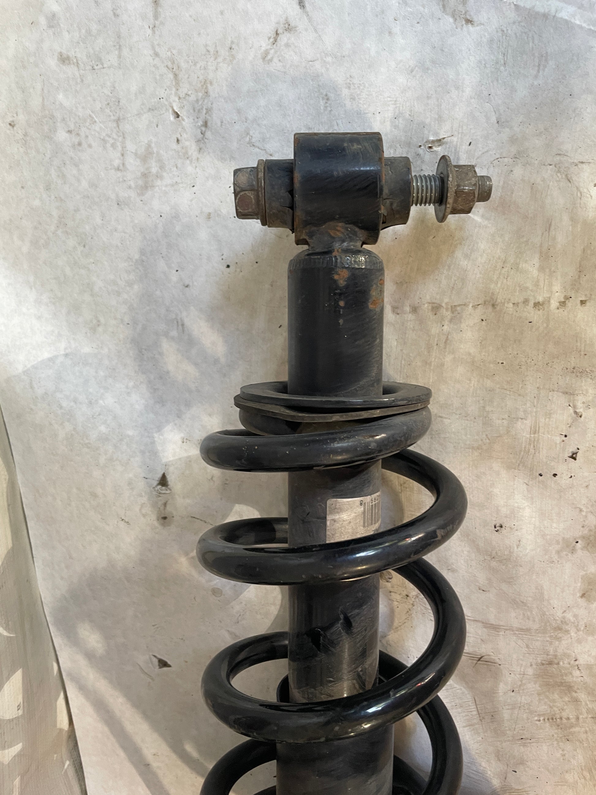 2010 Chevy Camaro SS Rear LH Driver Shock Strut Absorber Assembly OEM - Day's Parts Yard