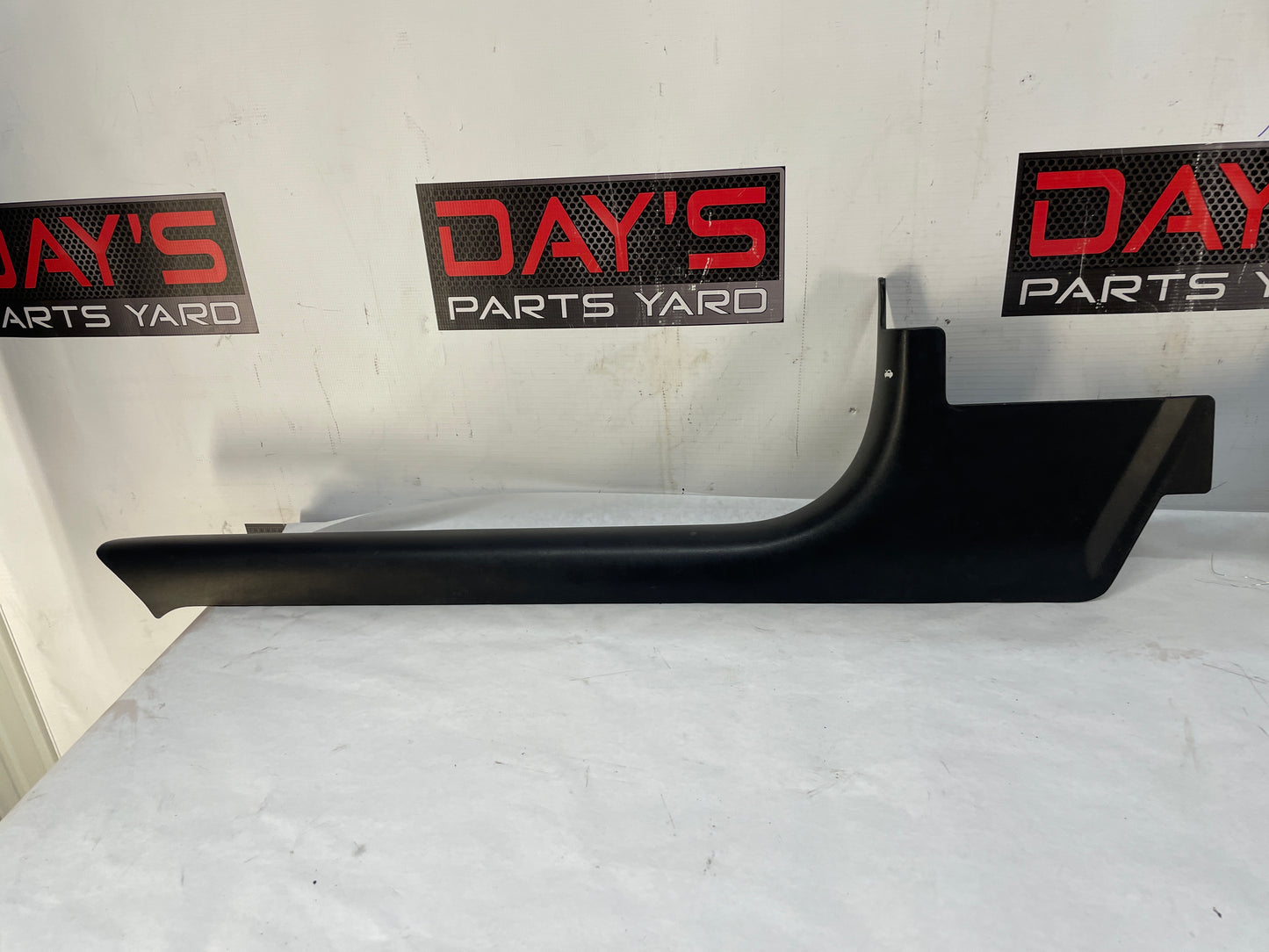 2004 Chevy C5 Corvette Z06 RH LH Interior Sill Plates Kick Panels Carpet Retainers OEM - Day's Parts Yard