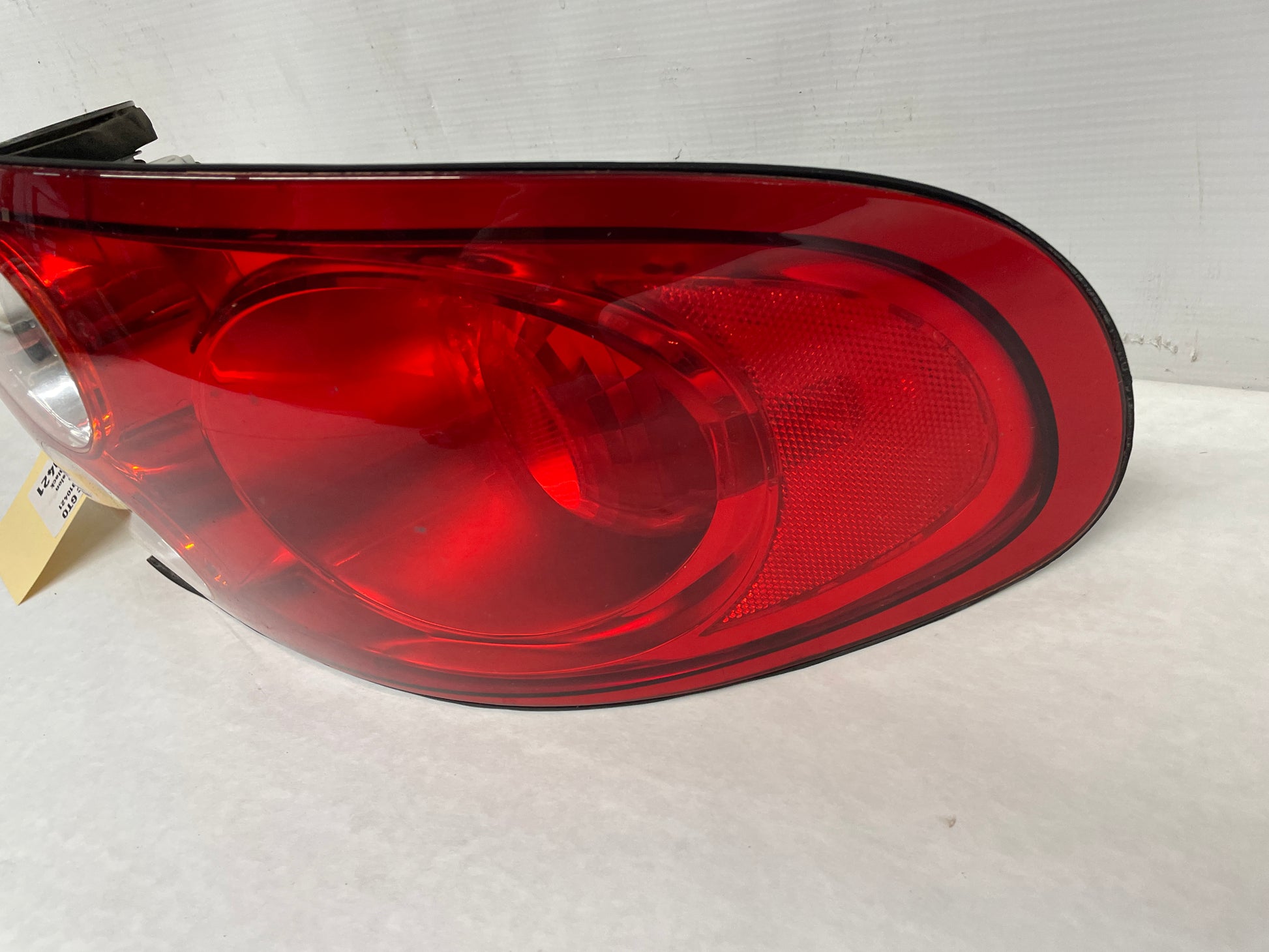 2004 Pontiac GTO RH Passenger Taillight Tail Light Lamp OEM - Day's Parts Yard