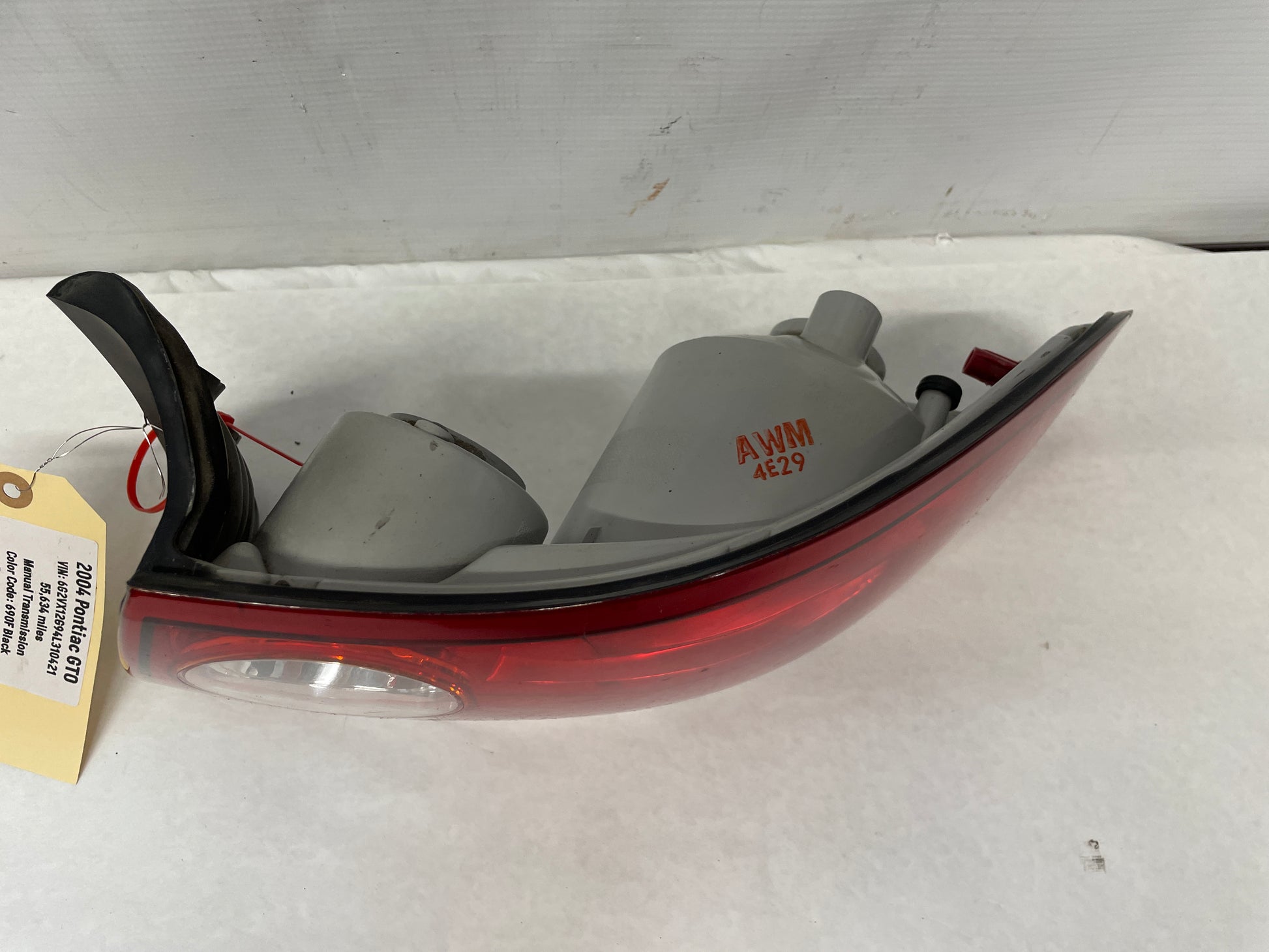 2004 Pontiac GTO RH Passenger Taillight Tail Light Lamp OEM - Day's Parts Yard