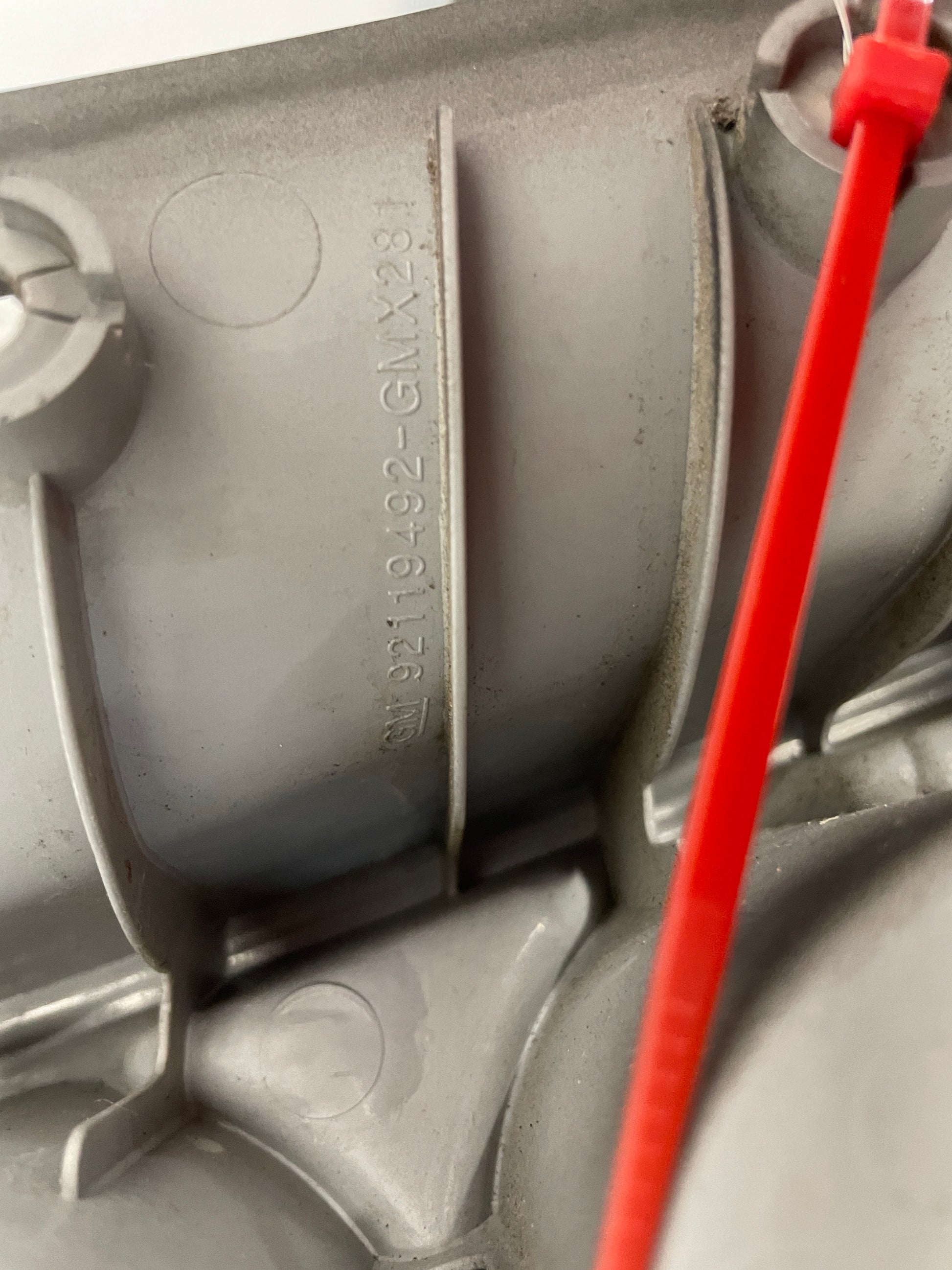 2004 Pontiac GTO RH Passenger Taillight Tail Light Lamp OEM - Day's Parts Yard