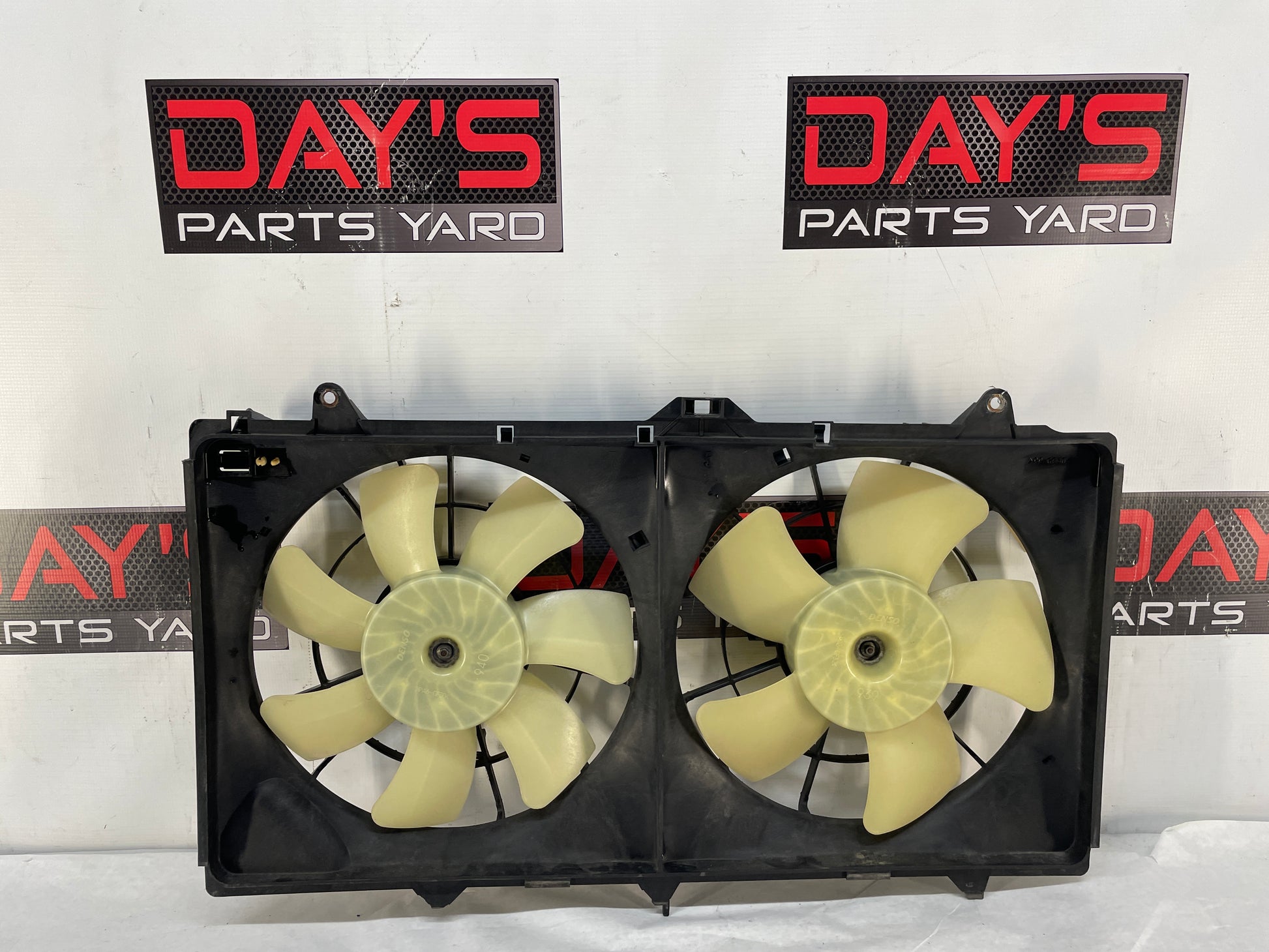 2013 Chevy Caprice PPV Radiator Duel Dual Electric Radiator Cooling Fans OEM - Day's Parts Yard