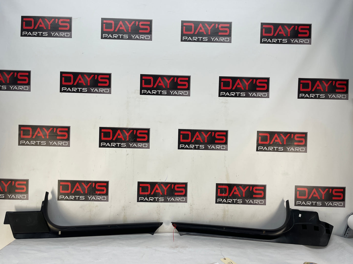 2004 Chevy C5 Corvette Z06 RH LH Interior Sill Plates Kick Panels Carpet Retainers OEM - Day's Parts Yard