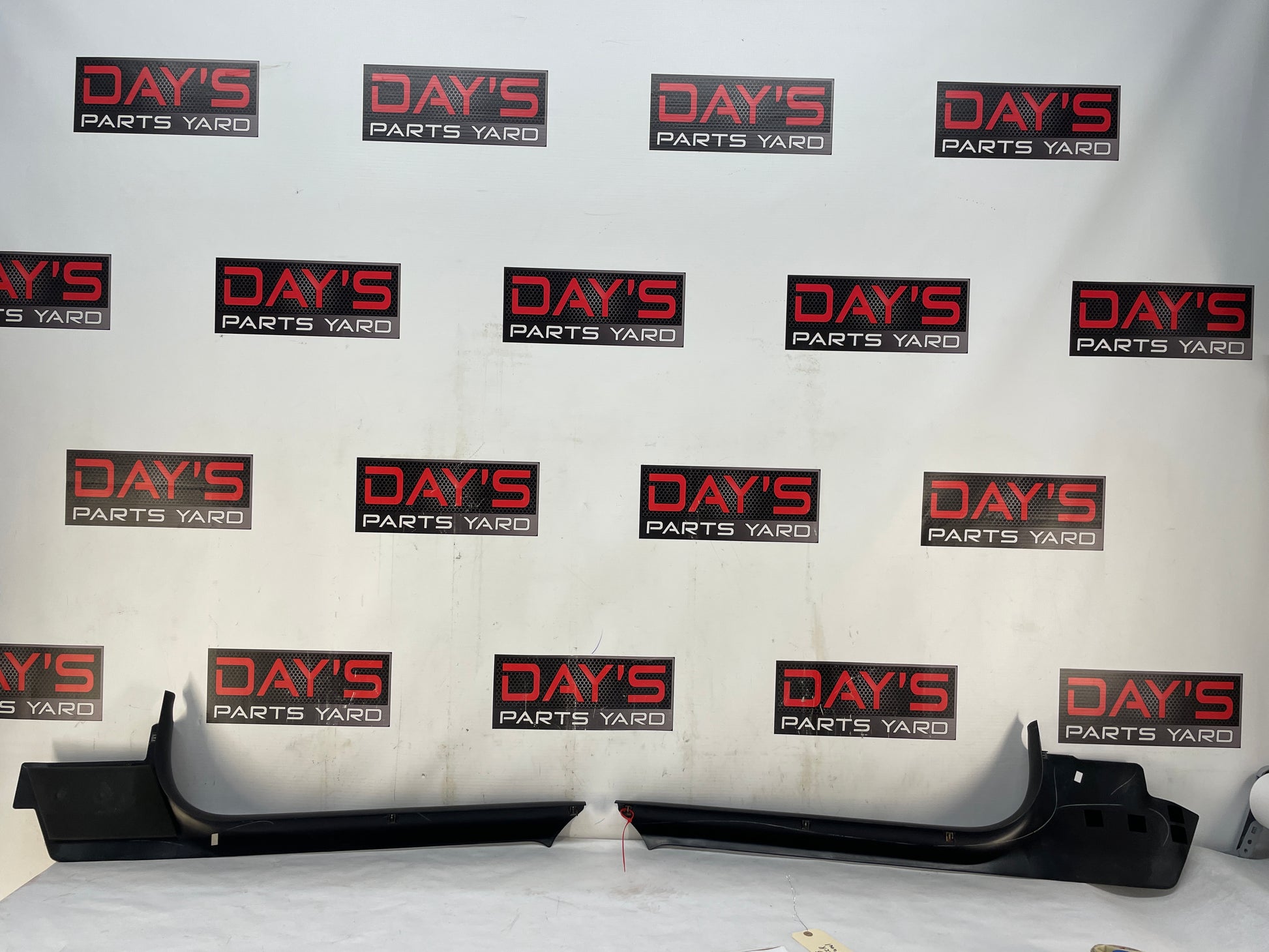 2004 Chevy C5 Corvette Z06 RH LH Interior Sill Plates Kick Panels Carpet Retainers OEM - Day's Parts Yard