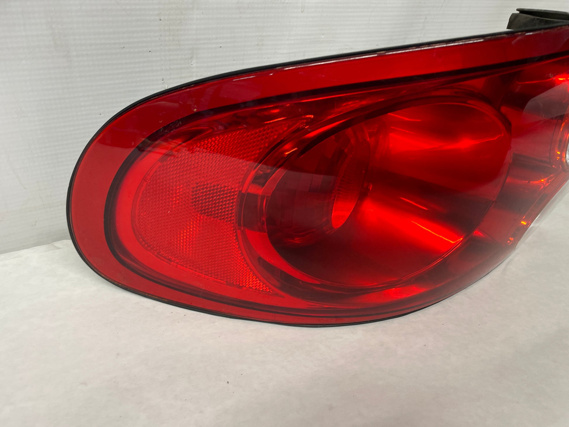 2004 Pontiac GTO LH Driver Taillight Tail Light Lamp OEM - Day's Parts Yard