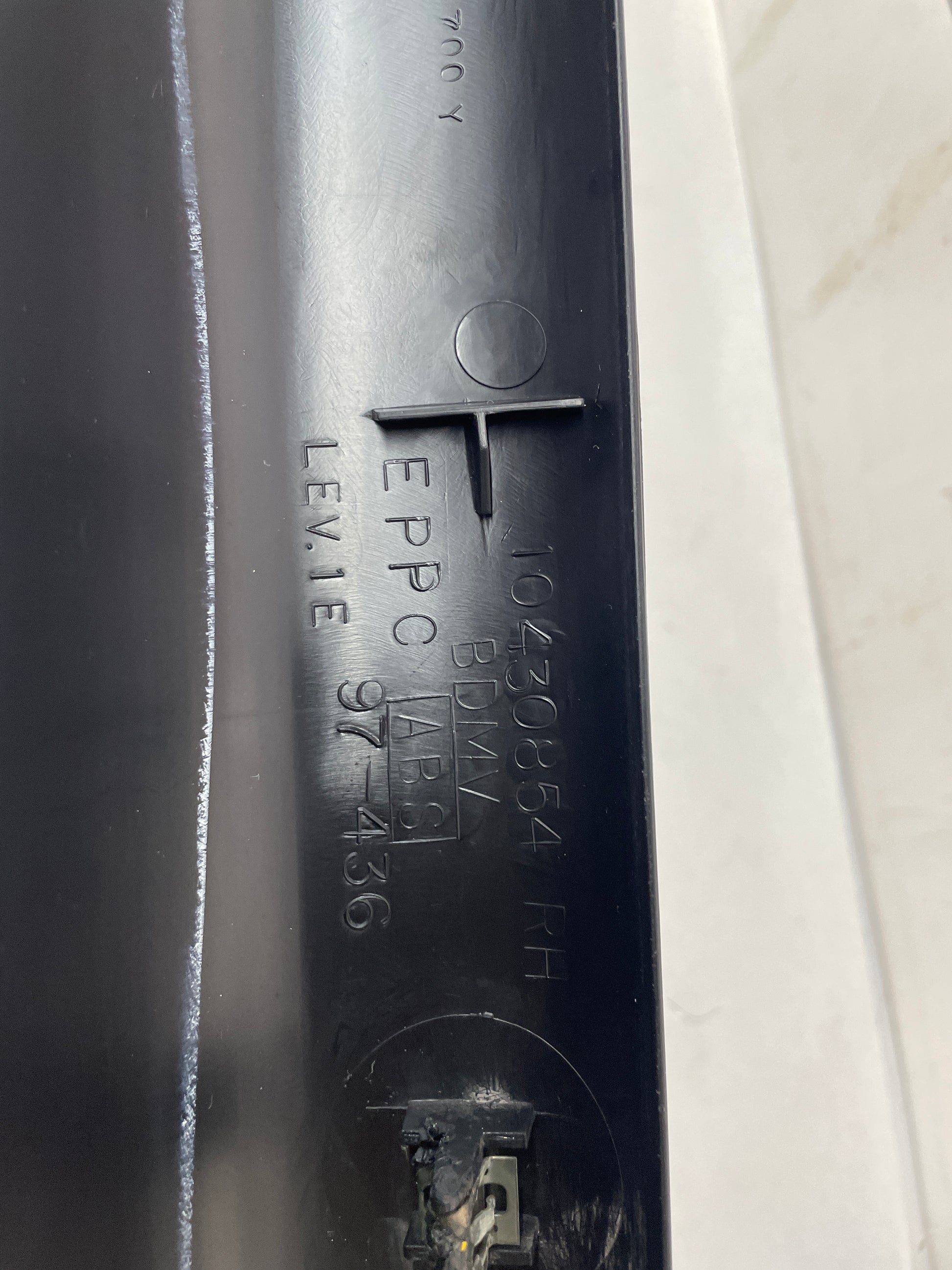 2004 Chevy C5 Corvette Z06 RH LH Interior Sill Plates Kick Panels Carpet Retainers OEM - Day's Parts Yard