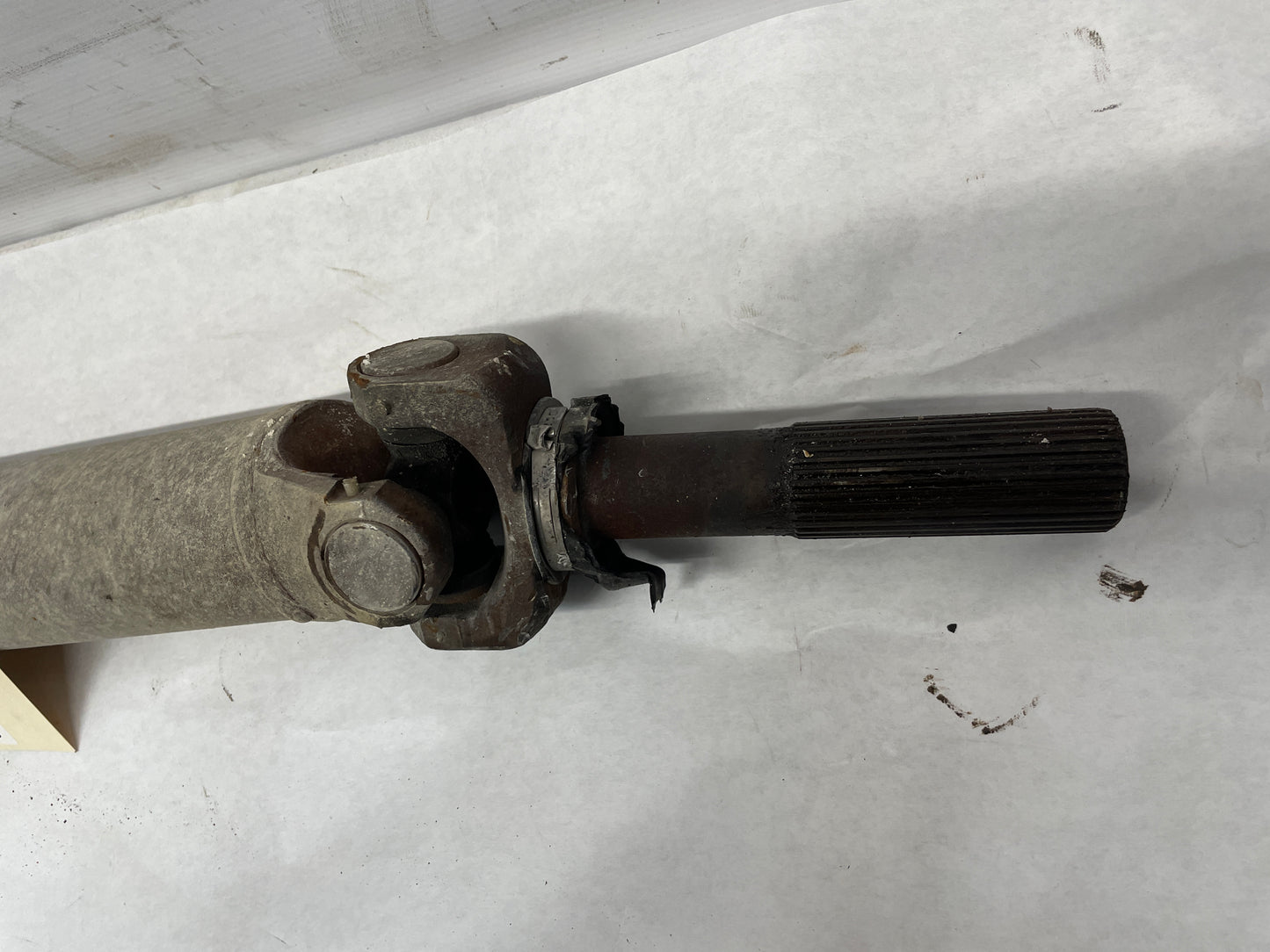 2005 Chevy Silverado K1500 Front Drive Shaft Drive Shaft Prop Shaft OEM - Day's Parts Yard