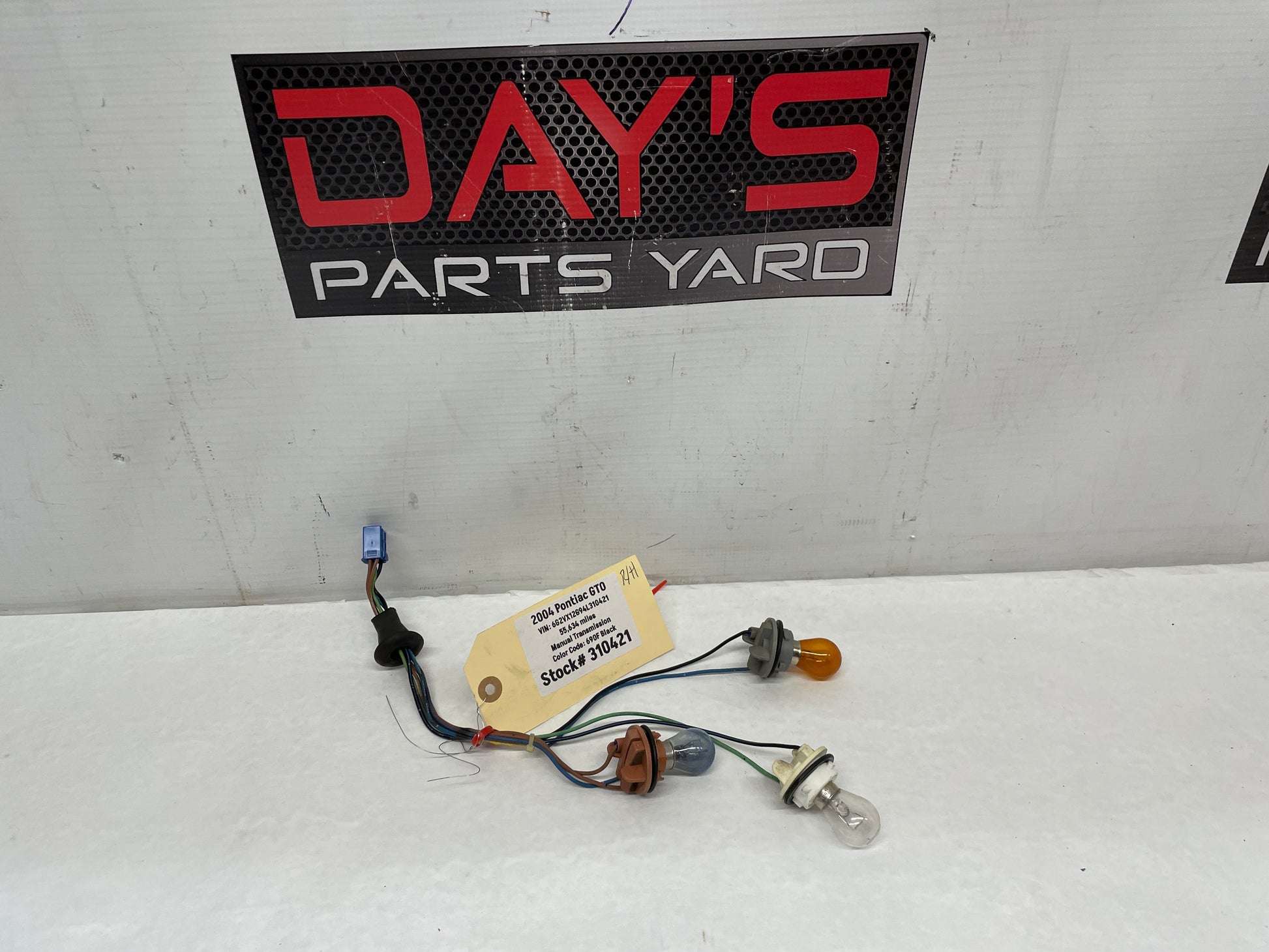 2004 Pontiac GTO RH Passenger Tail Light Taillight Wire Wiring Harness OEM - Day's Parts Yard