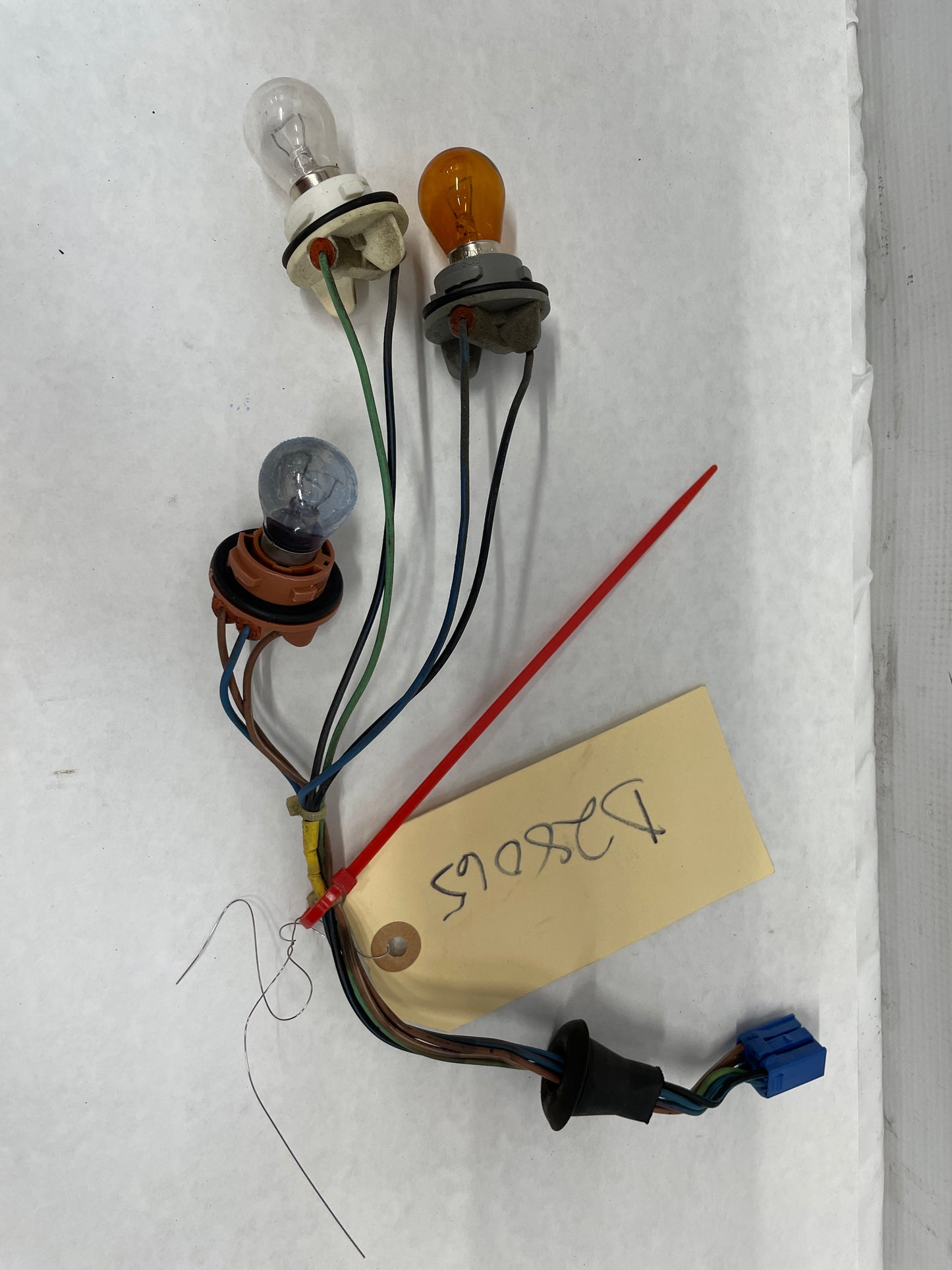 2004 Pontiac GTO RH Passenger Tail Light Taillight Wire Wiring Harness OEM - Day's Parts Yard