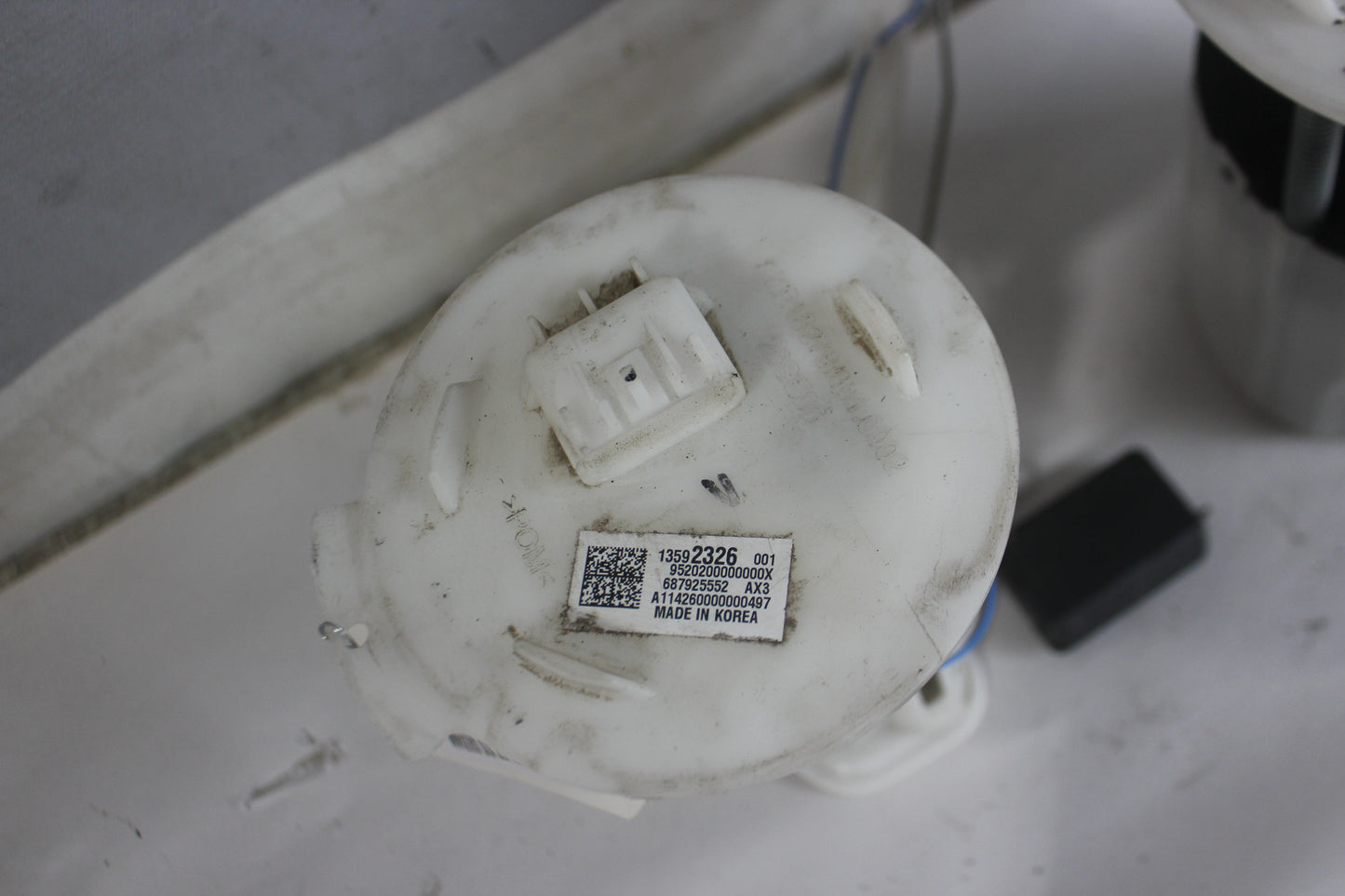 2015 Chevy SS Sedan  Fuel Pump and Level Sending Assembly OEM - Day's Parts Yard