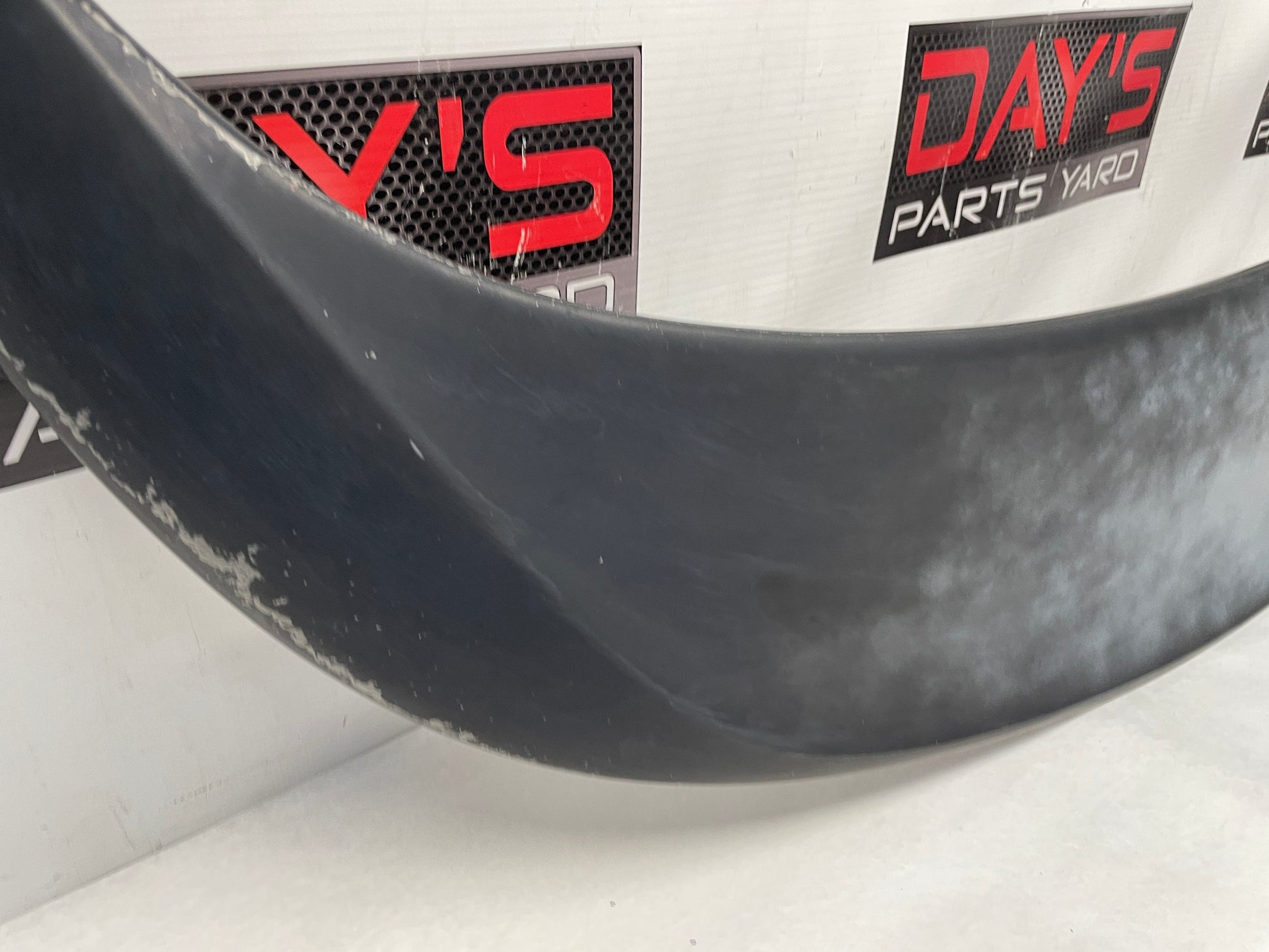 2004 Pontiac GTO Trunk Deck Lid Spoiler Wing w/ 3rd Brake Light OEM - Day's Parts Yard