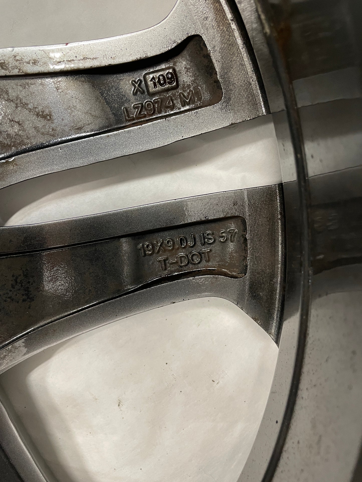 2017 Chevy SS Sedan Factory OEM Rear Wheel 19x9 OEM