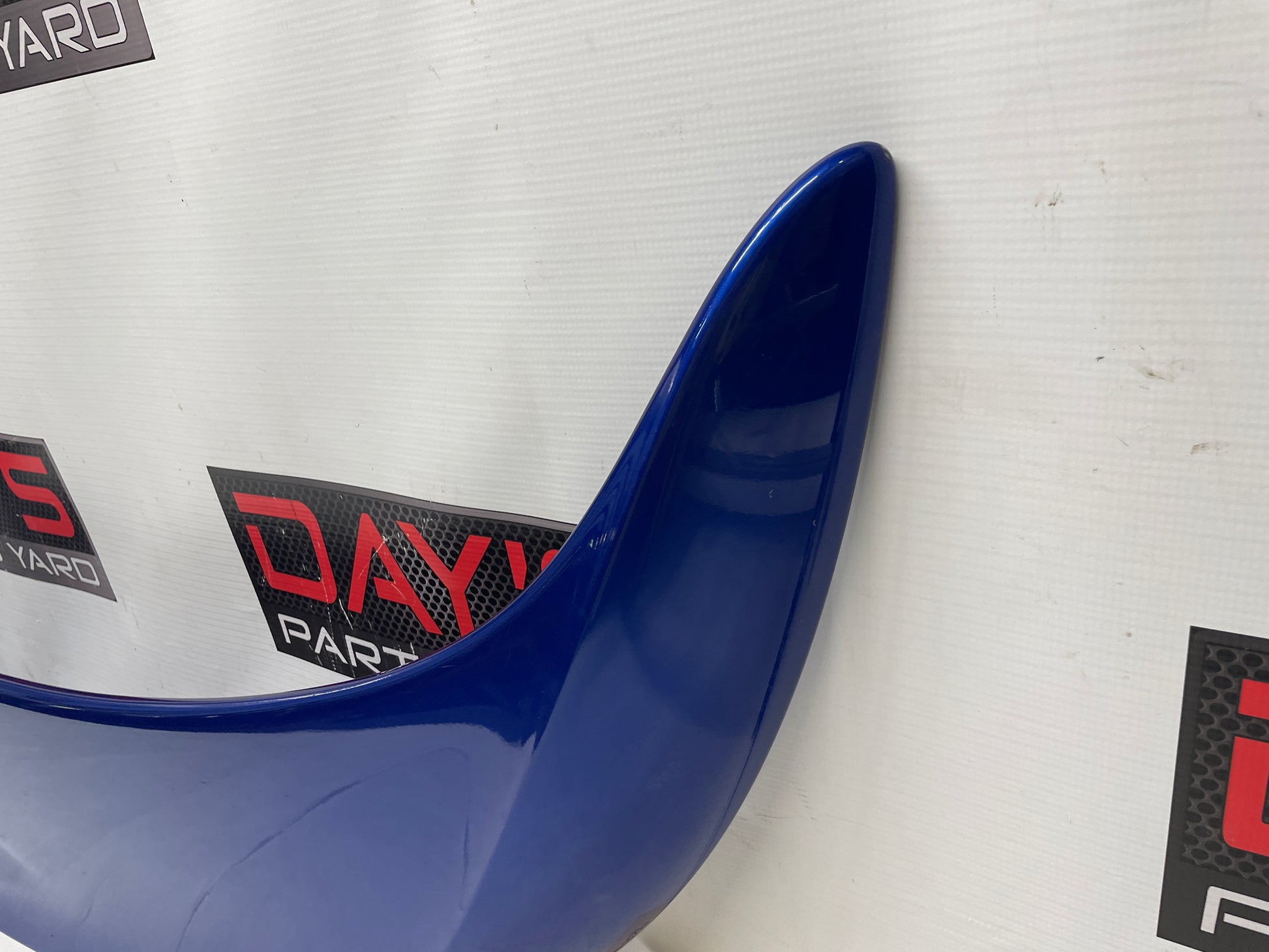 2005 Pontiac GTO Trunk Deck Lid Spoiler Wing w/ Light  Blue OEM - Day's Parts Yard