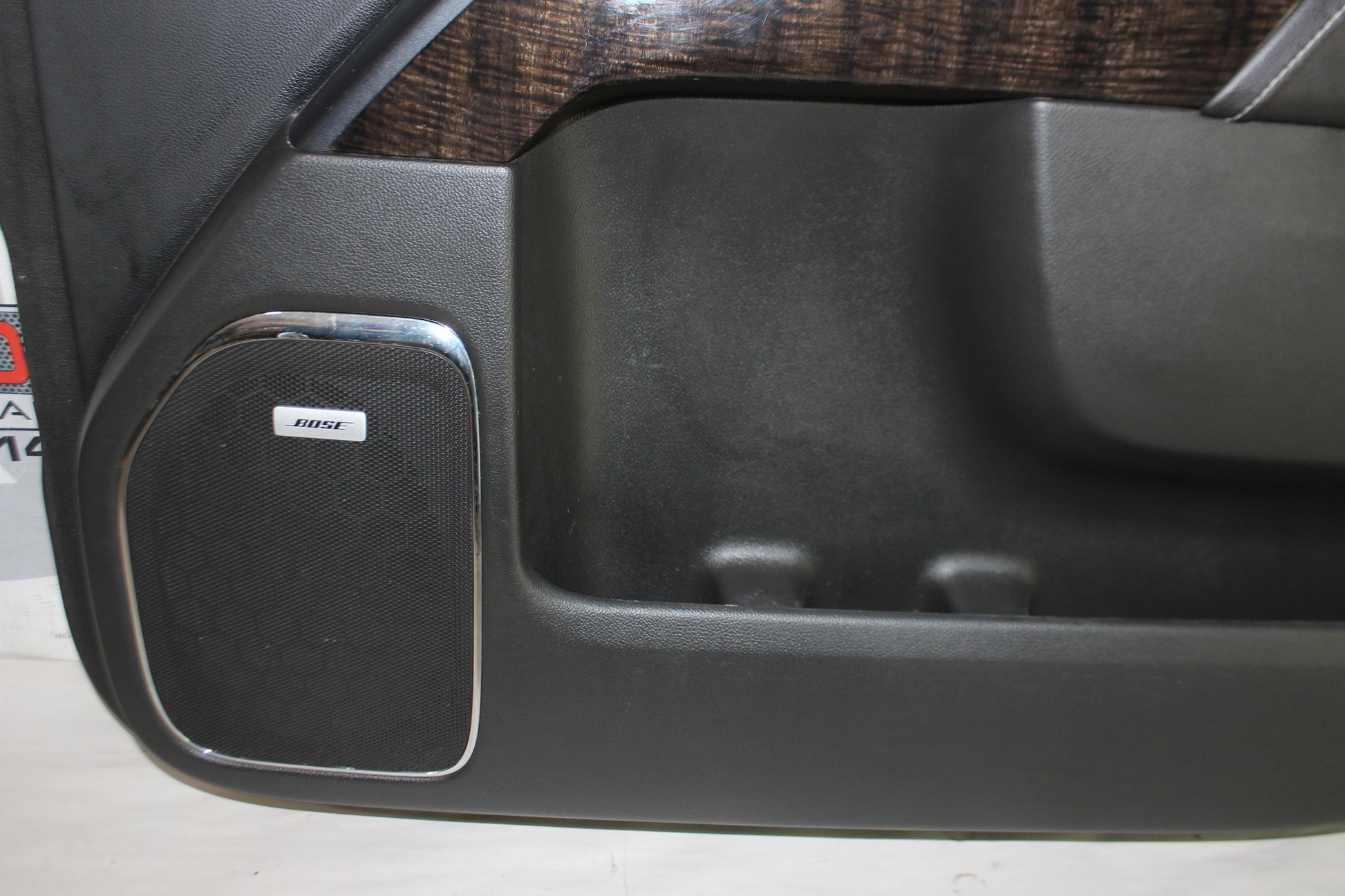 2014 GMC Sierra K1500 Denali Front RH Passenger Door Panel OEM - Day's Parts Yard