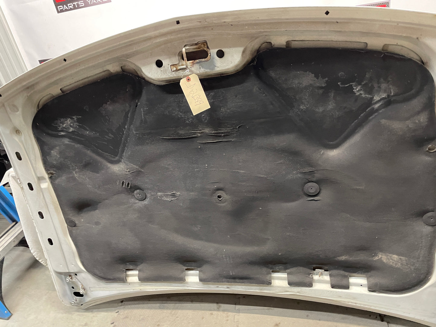 2003 Chevy Suburban Hood White OEM