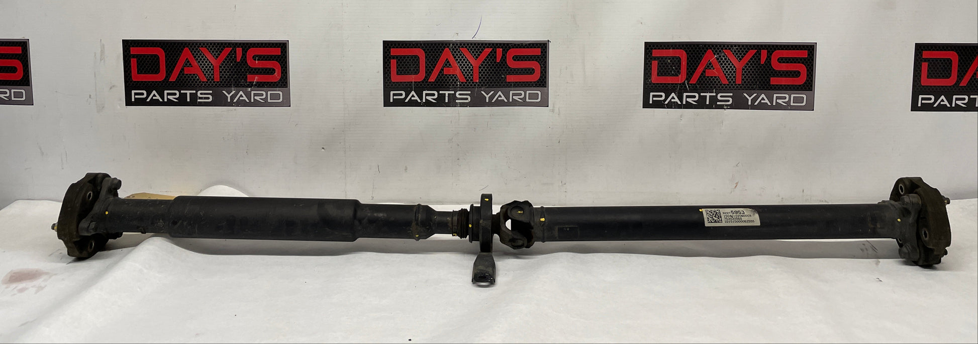 2015 Chevy SS Sedan Automatic Driveshaft Drive Shaft Propeller OEM - Day's Parts Yard