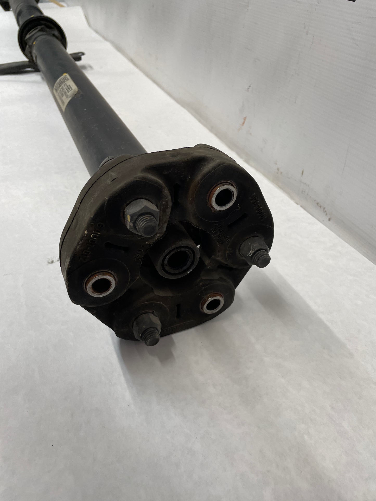 2015 Chevy SS Sedan Automatic Driveshaft Drive Shaft Propeller OEM - Day's Parts Yard