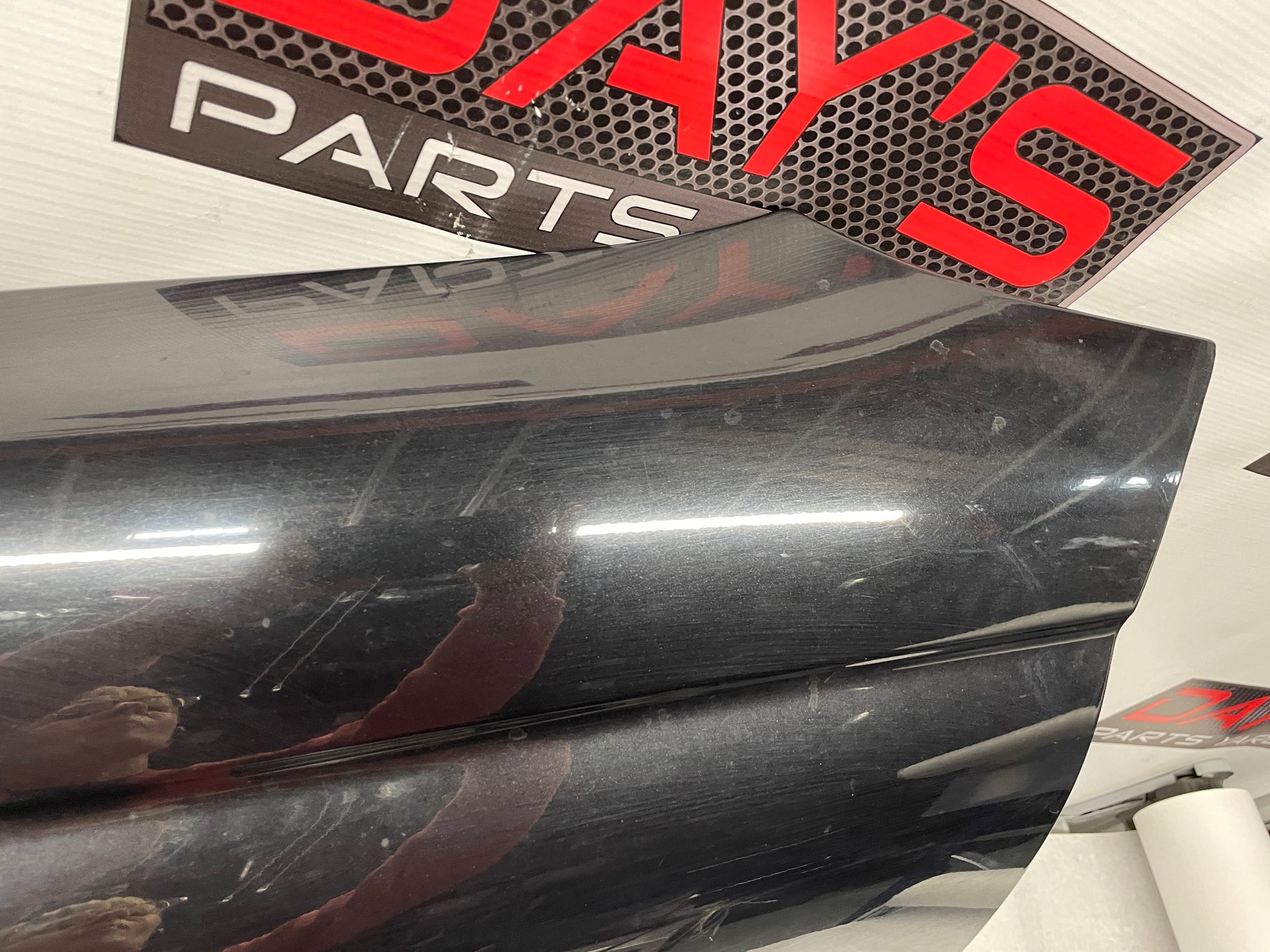 2004 Pontiac GTO LH Driver Front Fender OEM - Day's Parts Yard